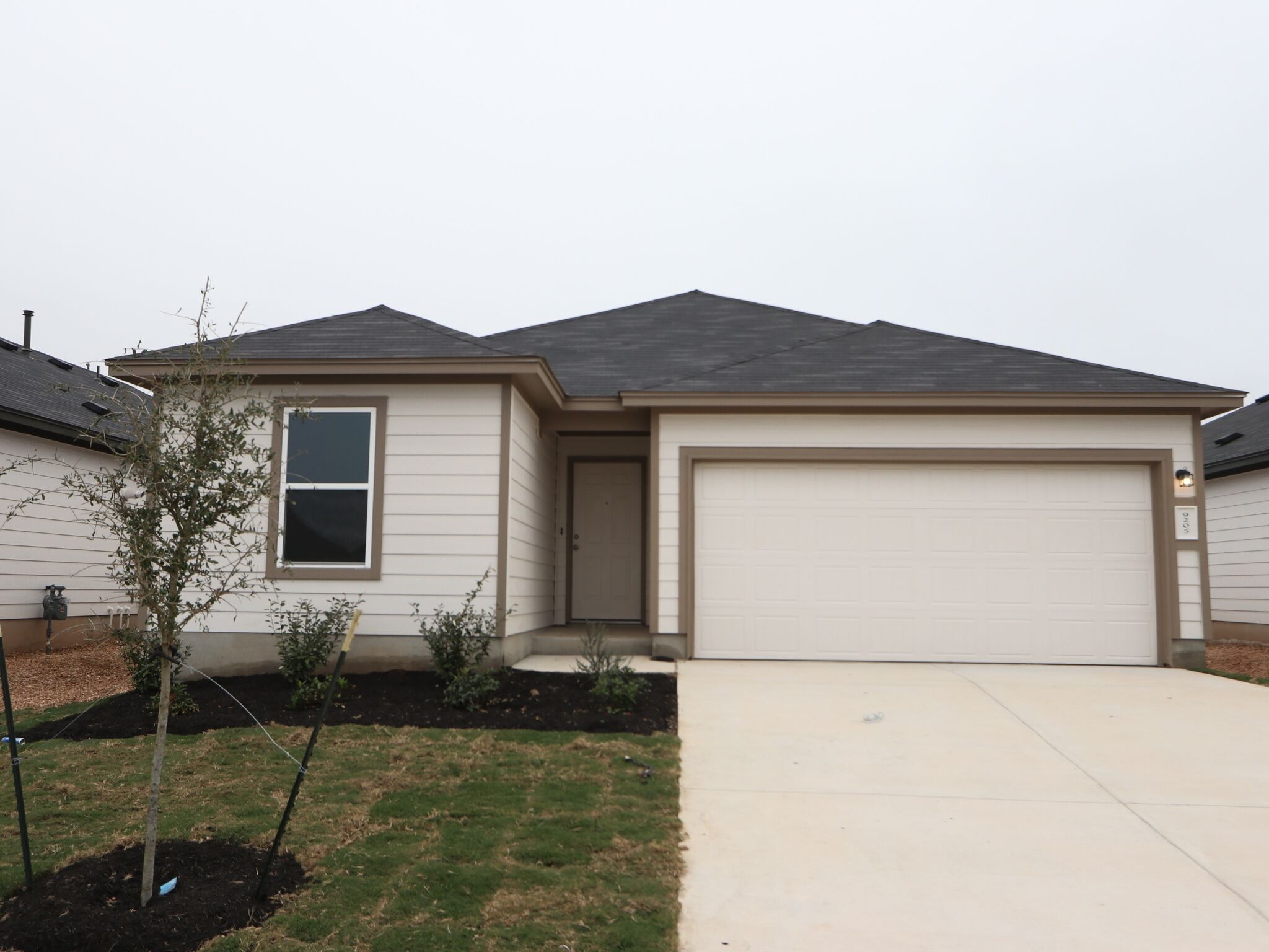 Dawson I - Marble Creek Crossing: Austin, Texas - M/I Homes