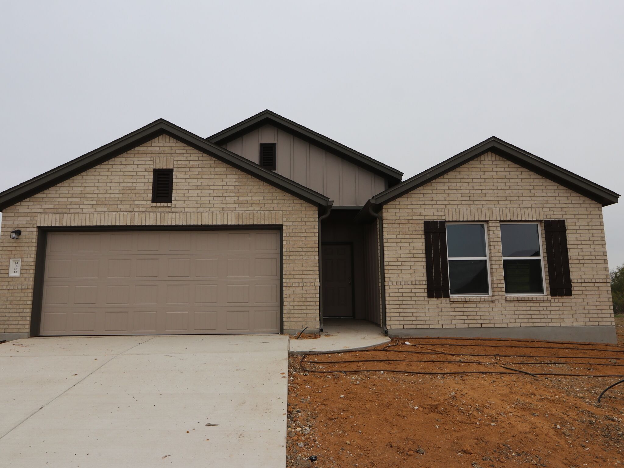 Pizarro I - Marble Creek Crossing: Austin, Texas - M/I Homes