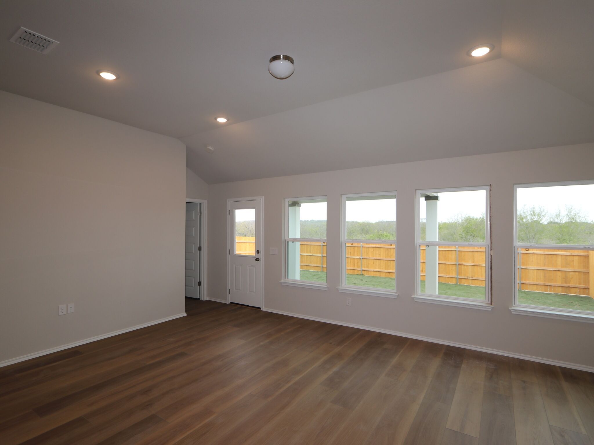 Moscoso - Marble Creek Crossing: Austin, Texas - M/I Homes