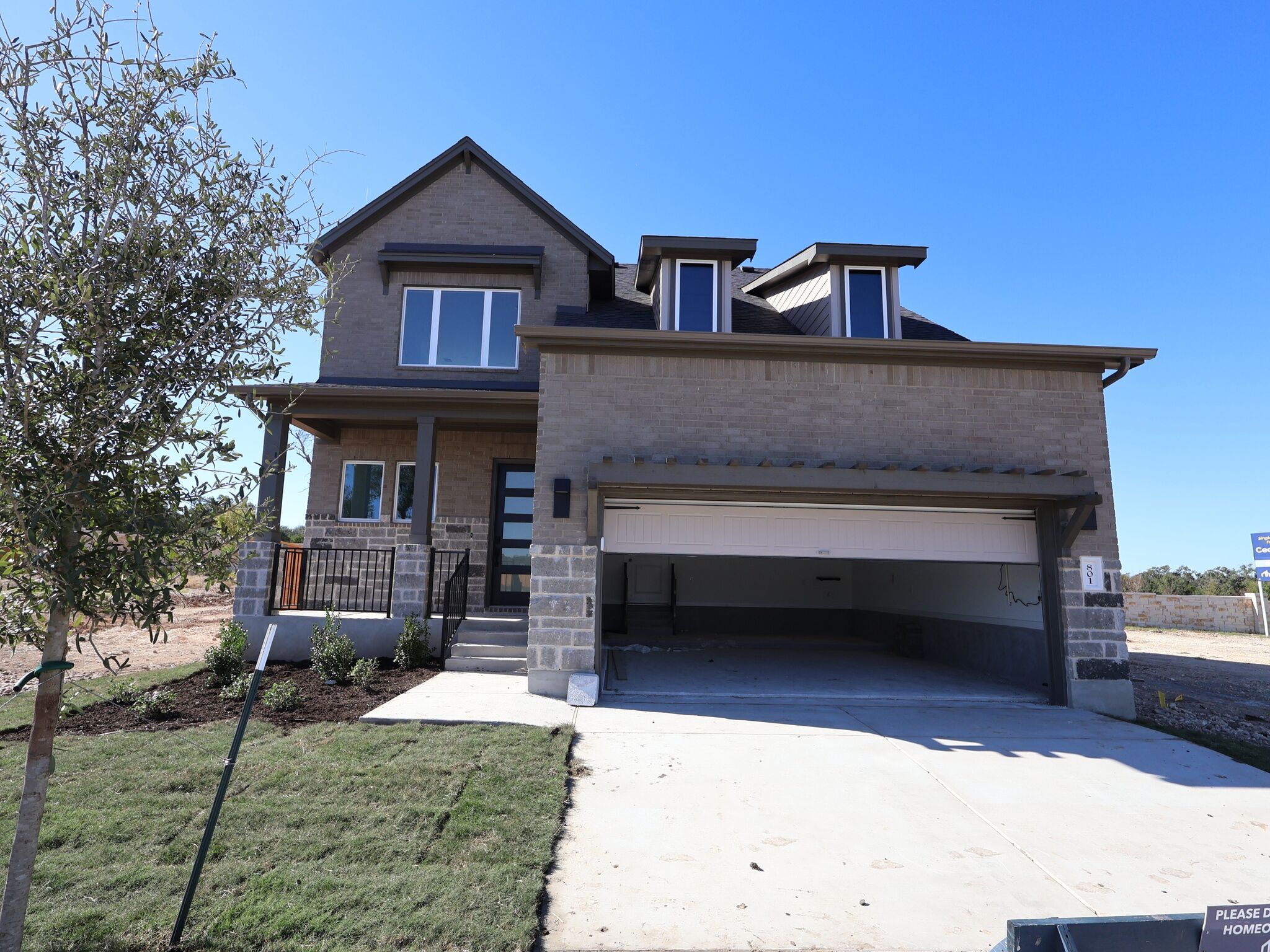 Vianesa - Cedar Brook: Leander, Texas - M/I Homes