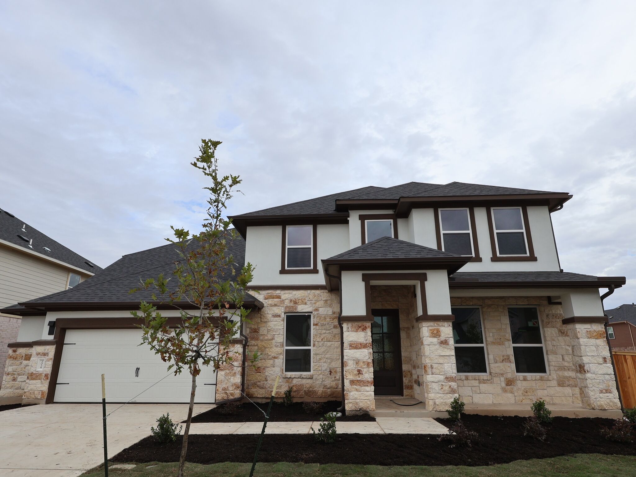 Dickinson - Barksdale: Leander, Texas - M/I Homes