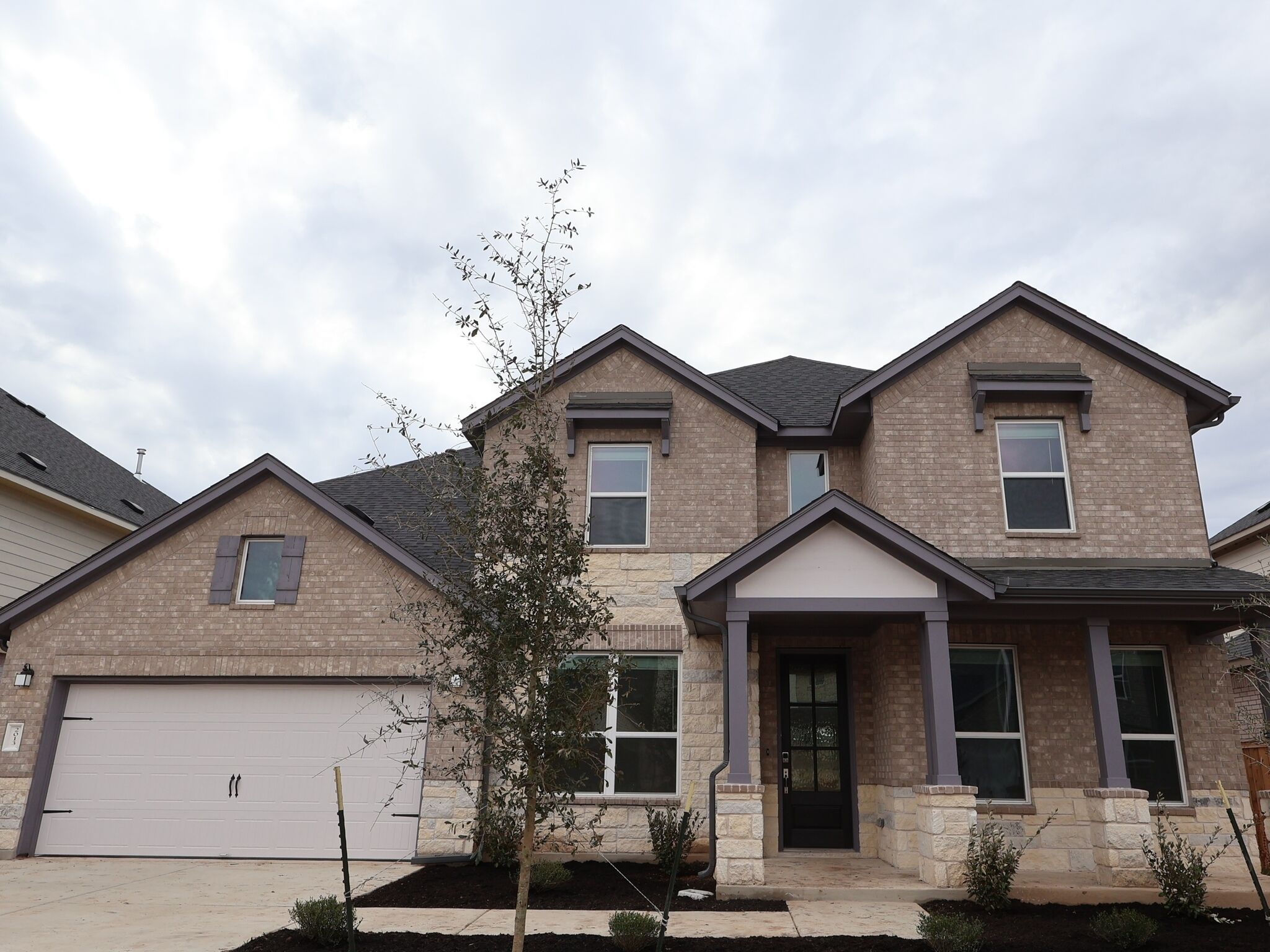 Dickinson - Barksdale: Leander, Texas - M/I Homes