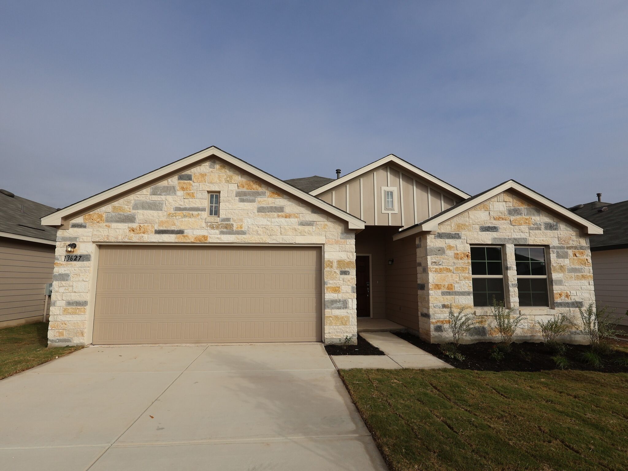 13627 Beebrush Saddle