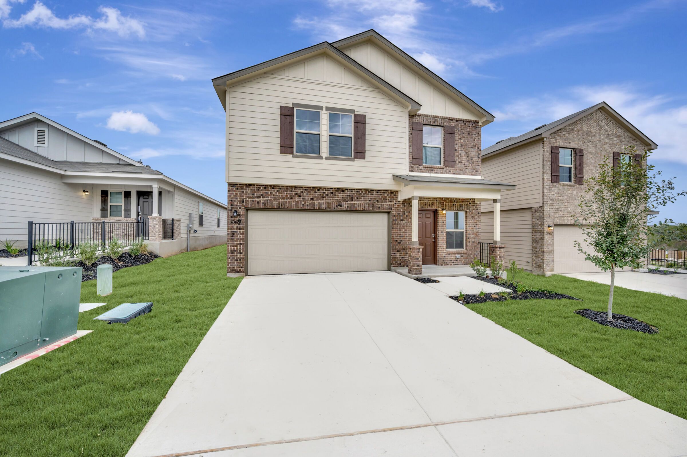 10427 White Hart Lane (Wisteria)