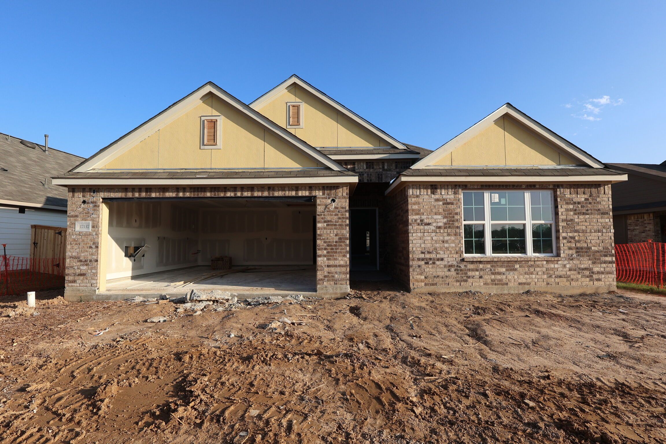 Pizarro - Pinewood At Grand Texas: New Caney, Texas - M/I Homes