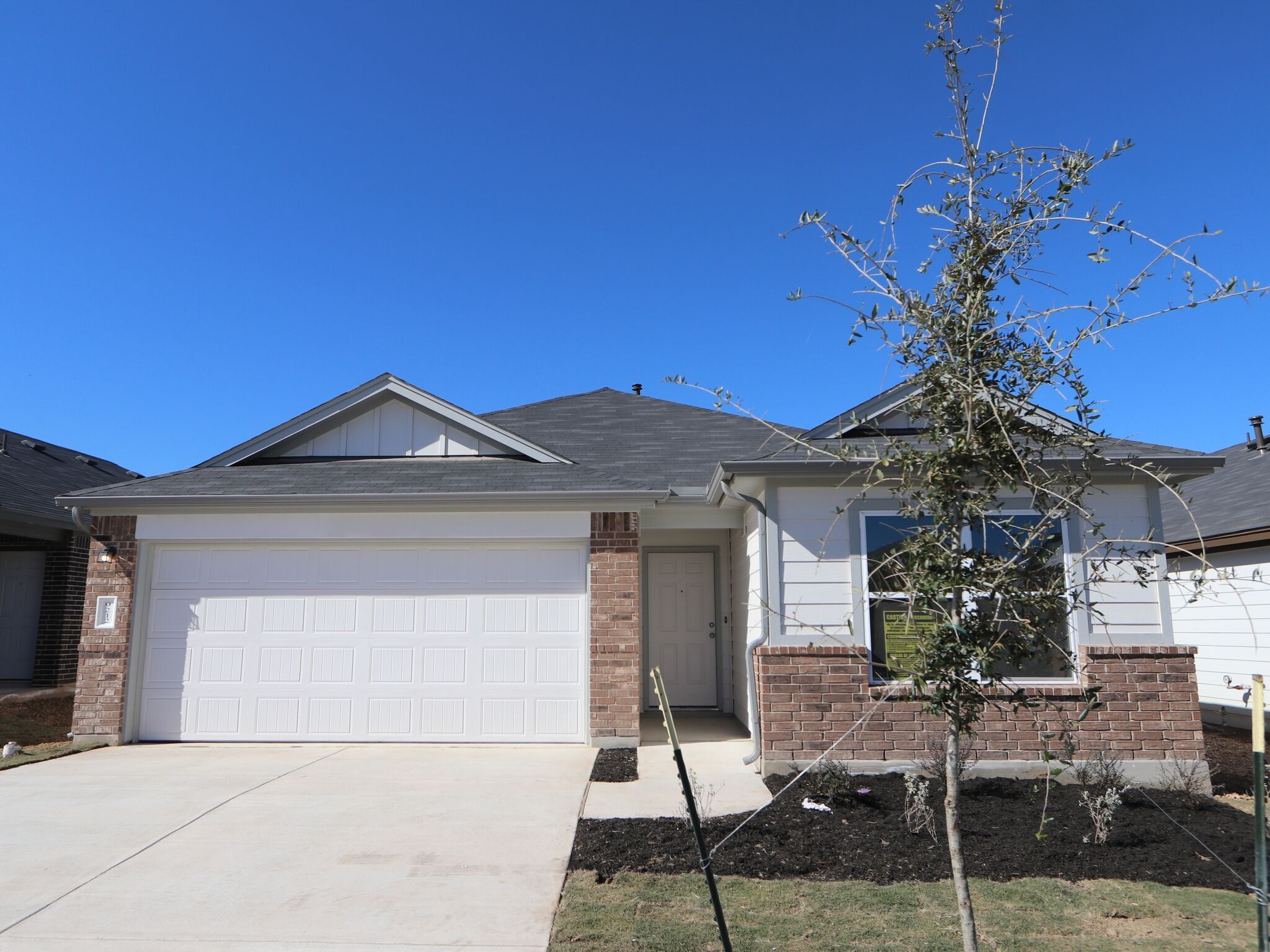 Dawson I - Marble Creek Crossing: Austin, Texas - M/I Homes