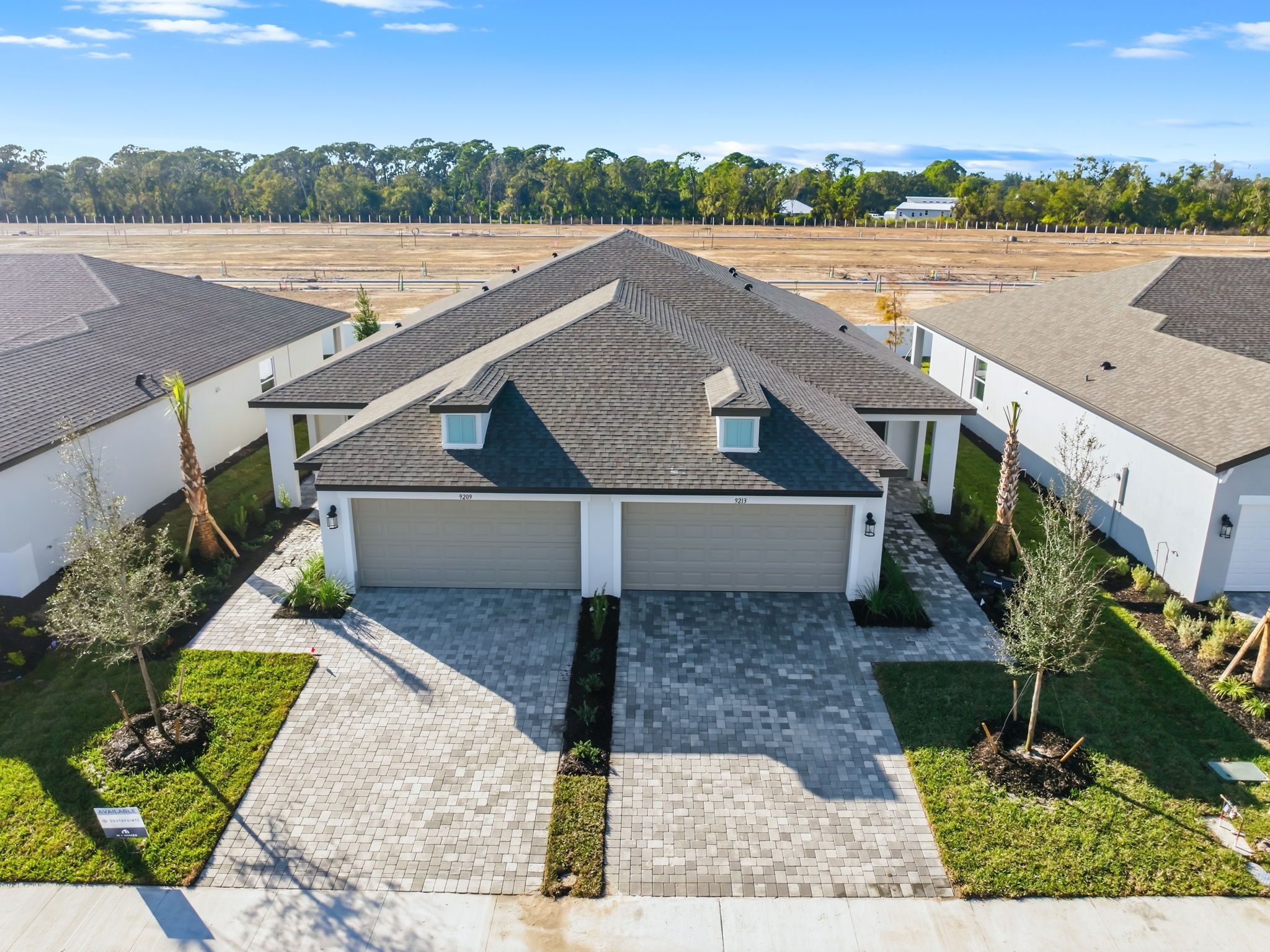 9213 Optimist Way (Pearl)