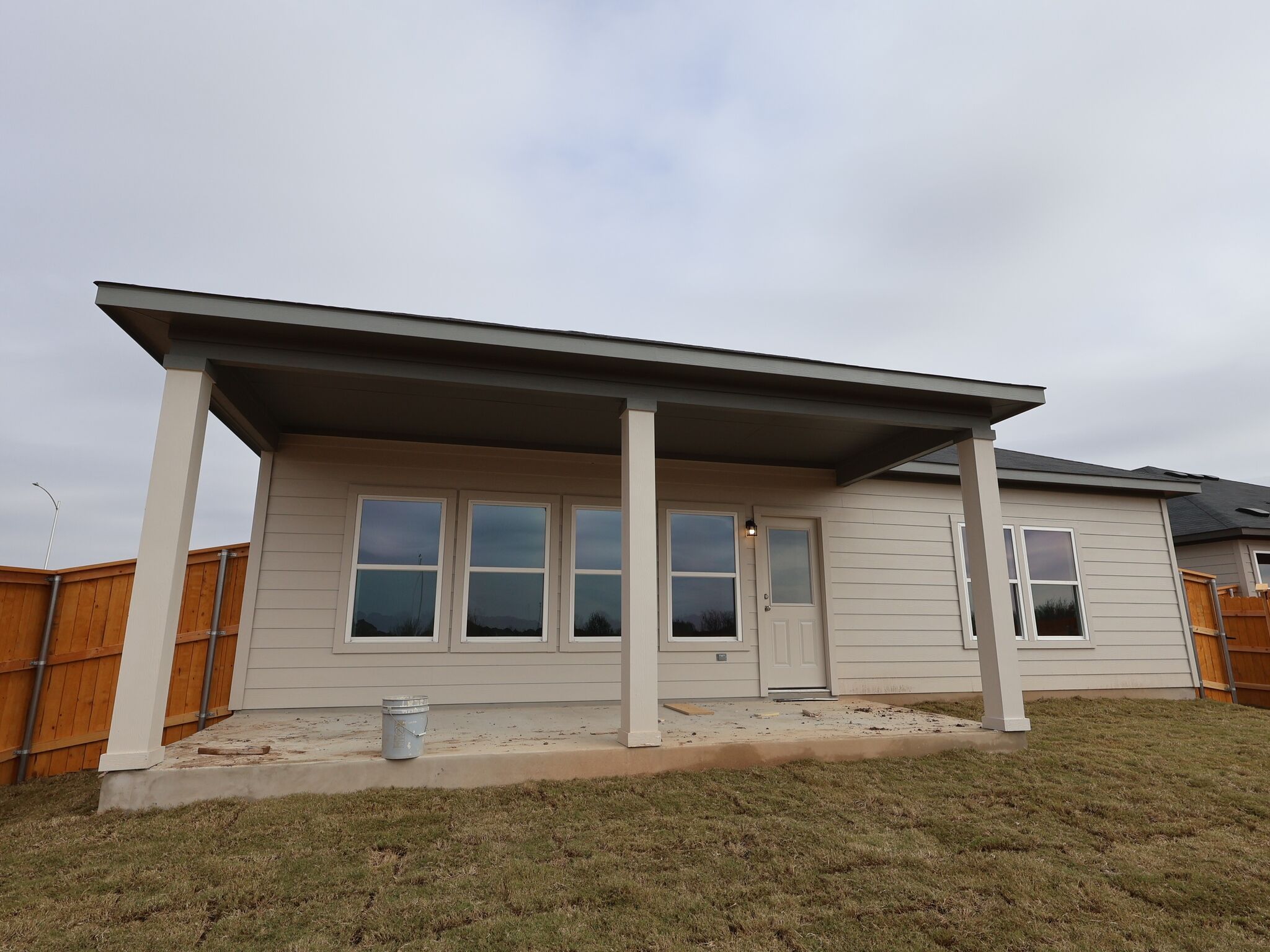 19901 Hirono Drive (Livingston)