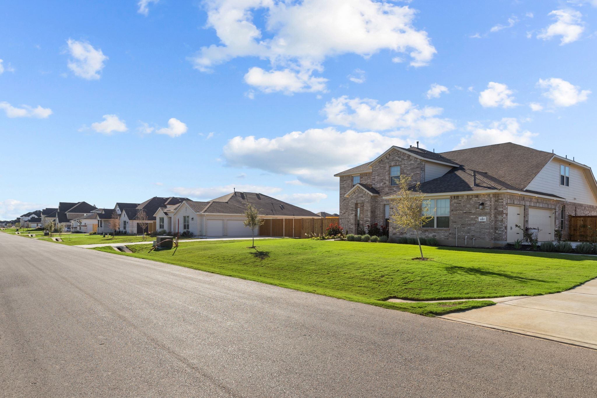 Everly Estates Streetscapes