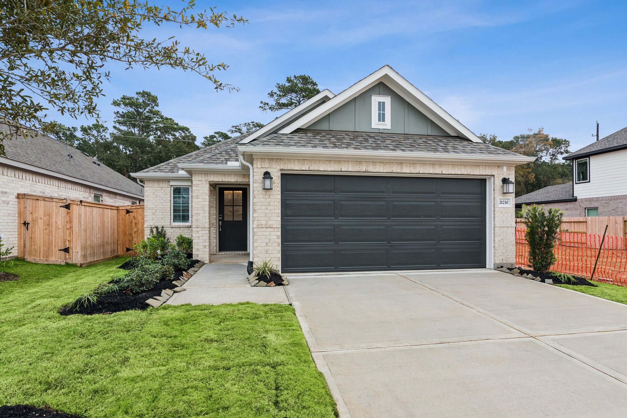 21230 Jacaranda Blossom Way (Boxwood)