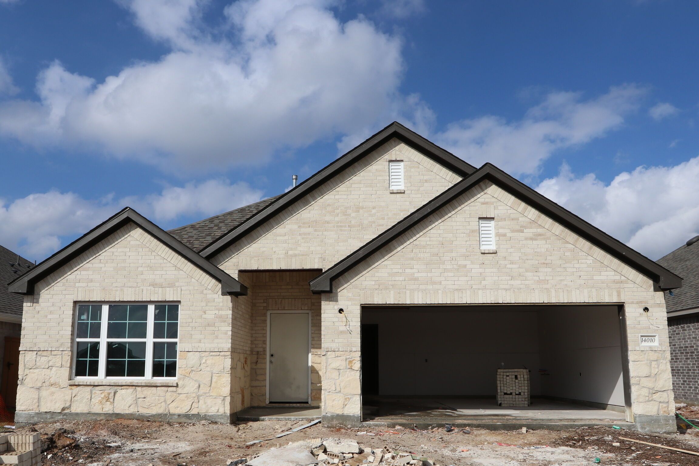 14010 Baikal Manor Drive