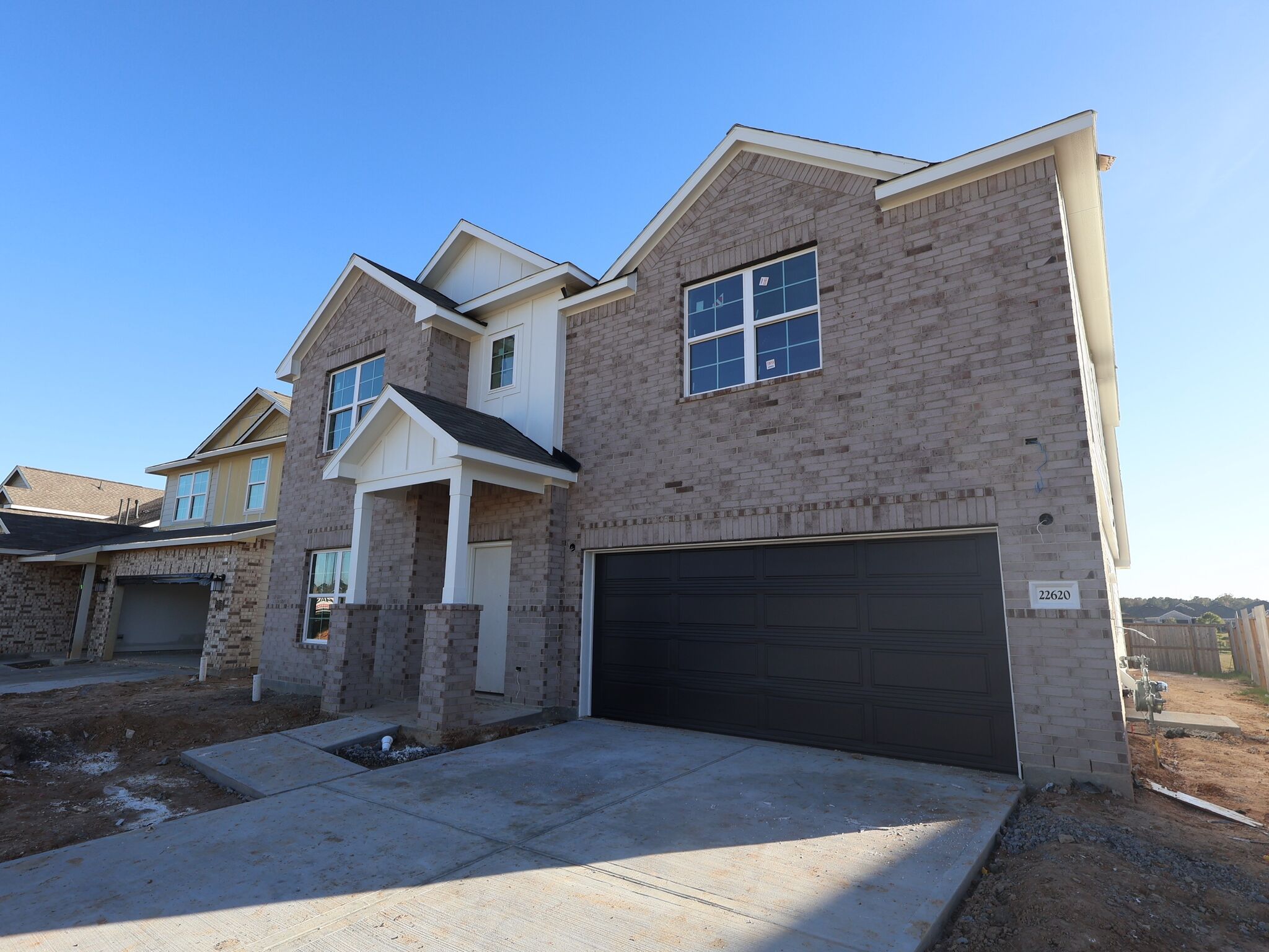 Columbus - Pinewood At Grand Texas: New Caney, Texas - M/I Homes