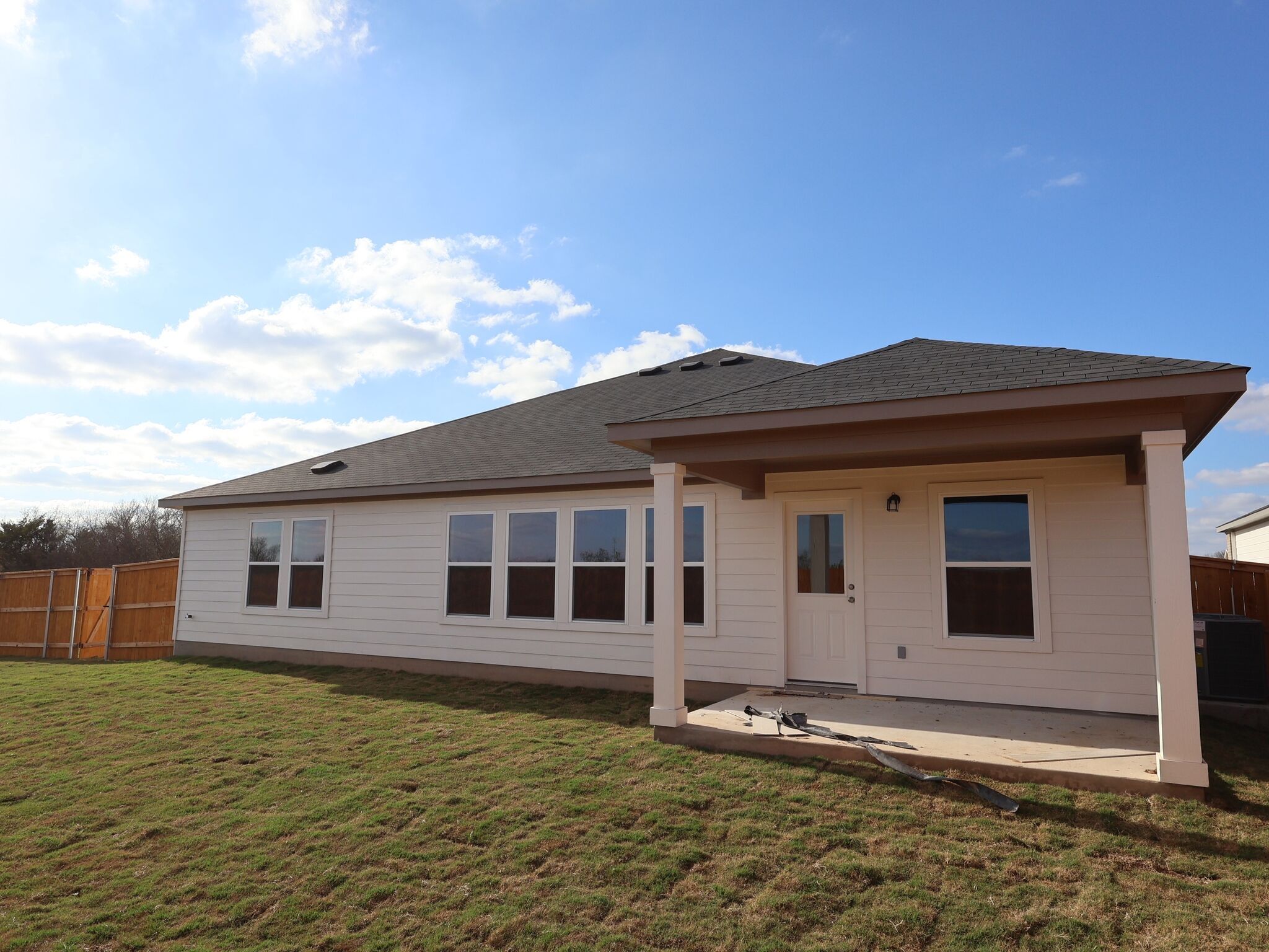 20017 Schatz Way (Meredith)