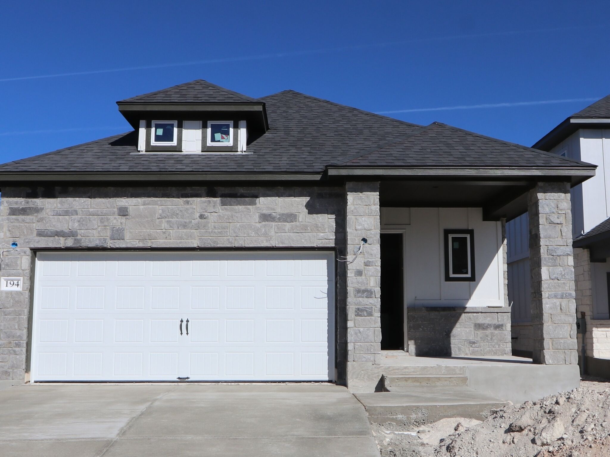 194 Grayson Elm Pass