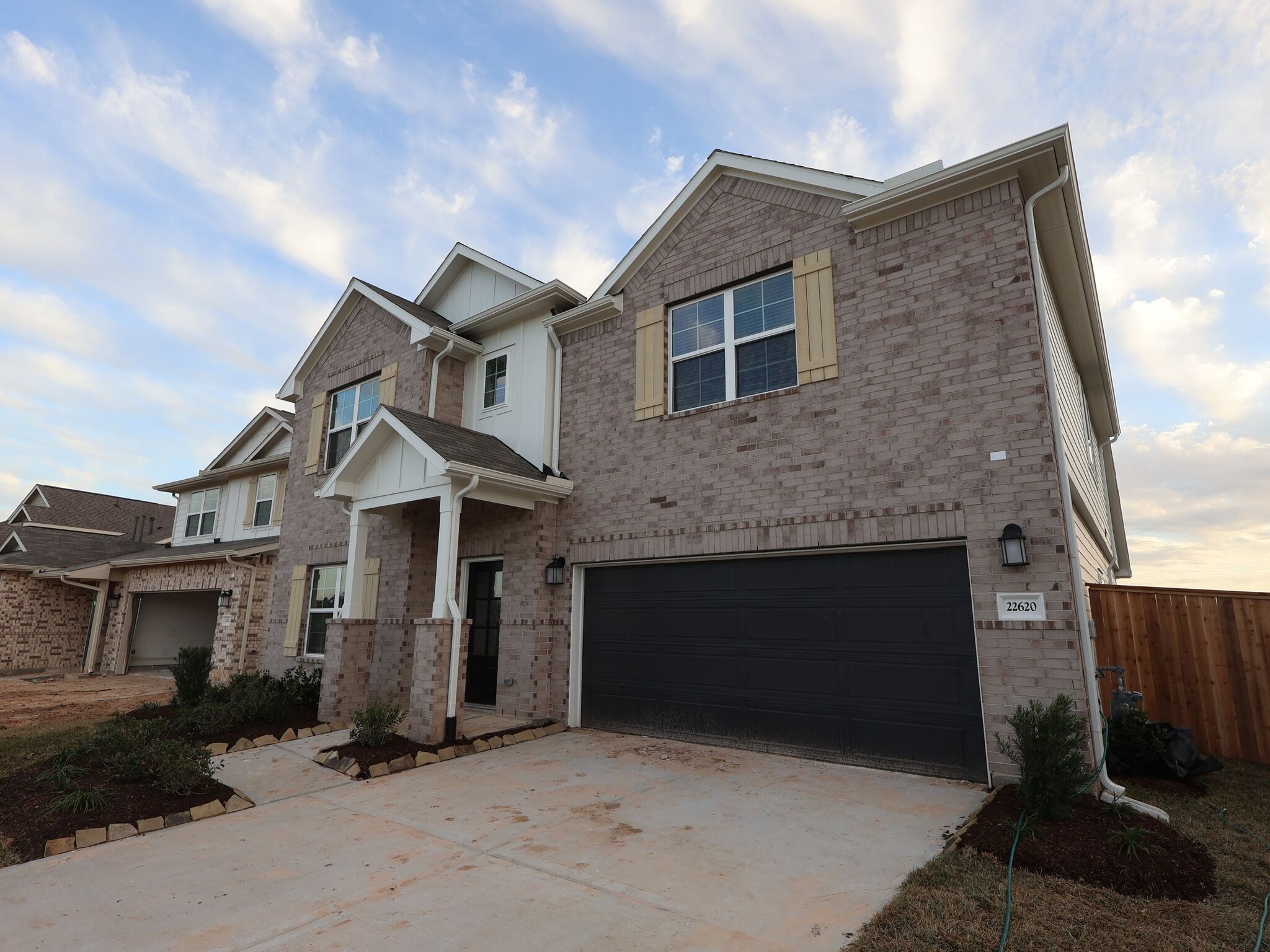 Columbus - Pinewood At Grand Texas: New Caney, Texas - M/I Homes
