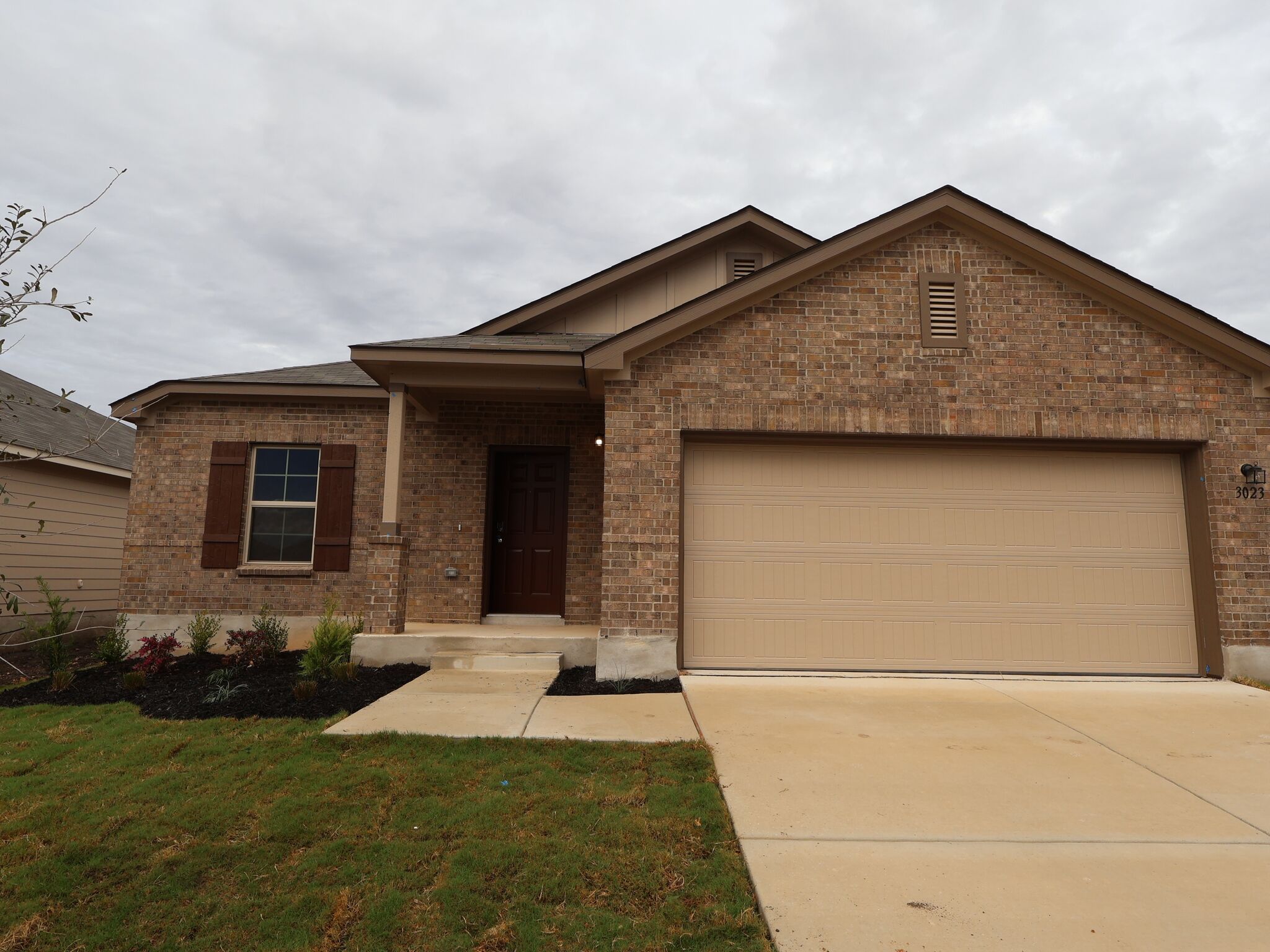 Desoto - Paloma Park: Converse, Texas - M/I Homes