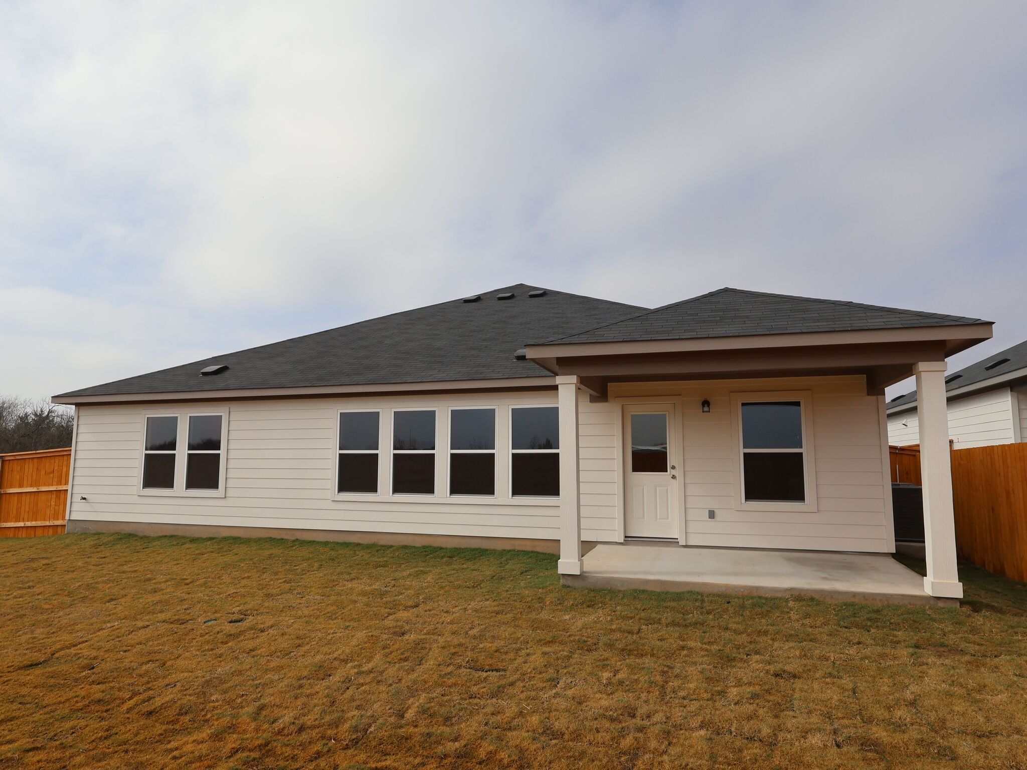 20017 Schatz Way (Meredith)