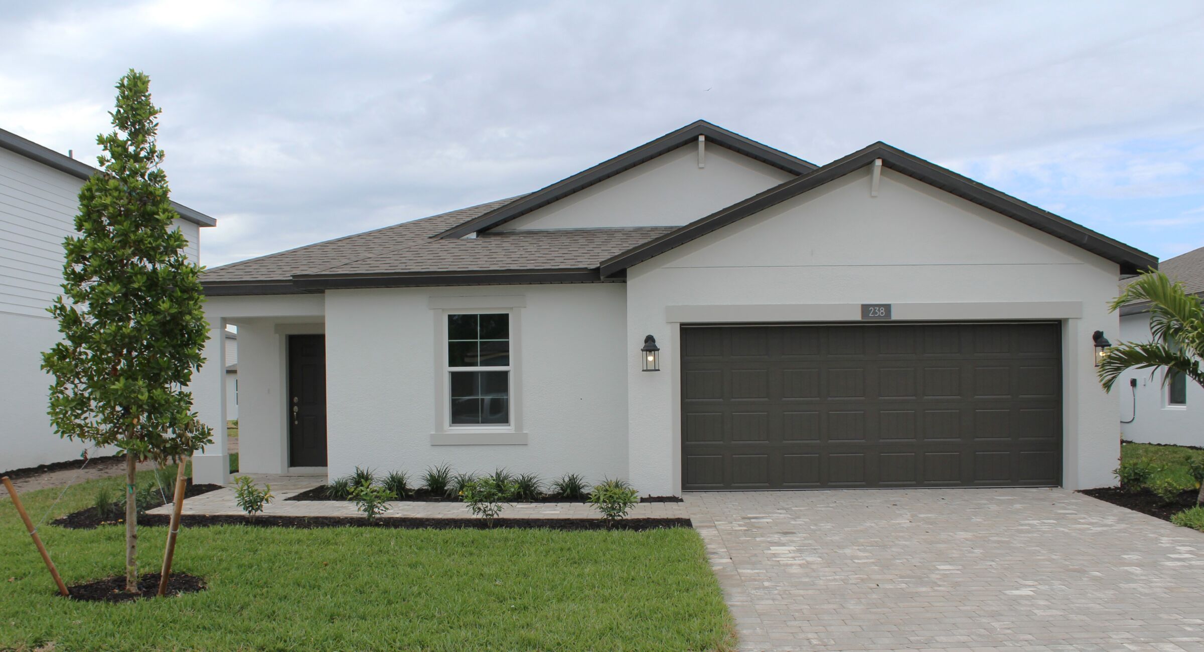 Captiva - Whispering Lakes: Lehigh Acres, Florida - M/I Homes