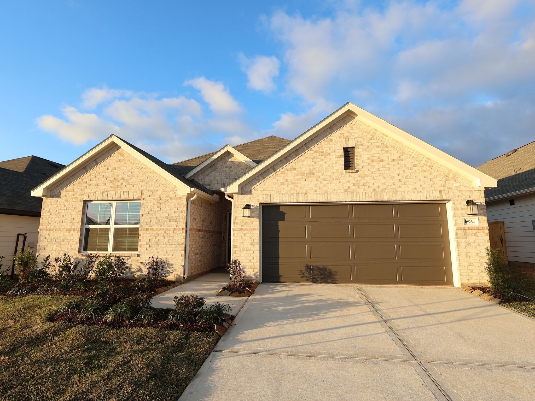 16964 Jim Sharp Drive (Pizarro)