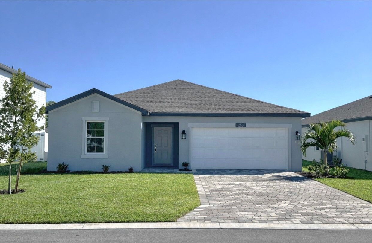 Antigua - Whispering Lakes: Lehigh Acres, Florida - M/I Homes