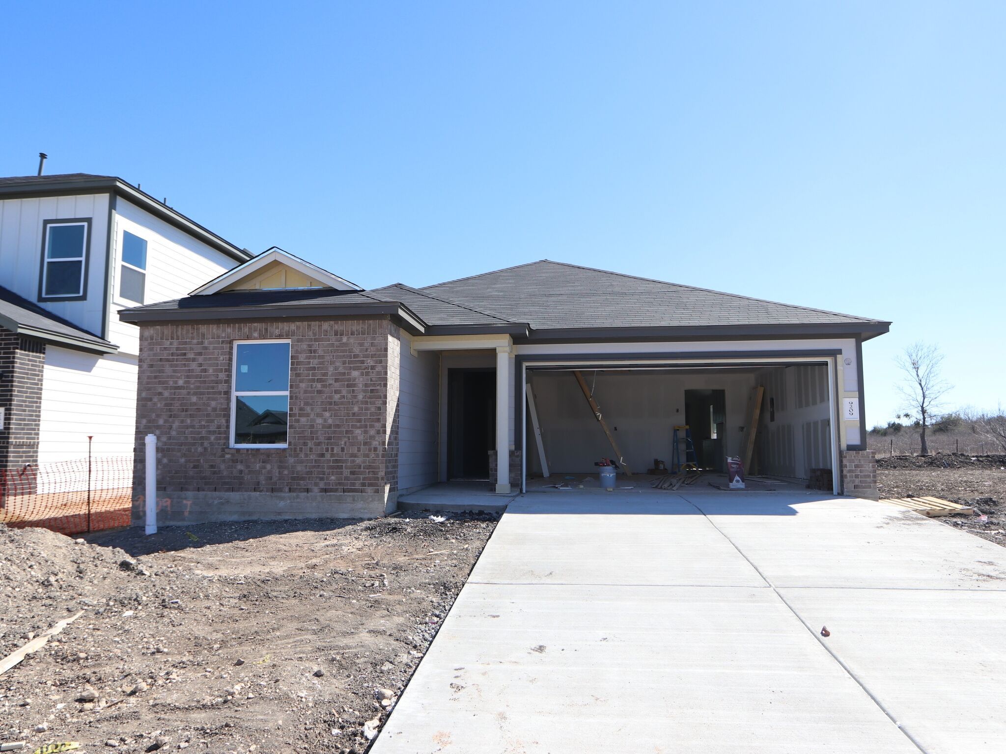 Eastland I - Marble Creek Crossing: Austin, Texas - M/I Homes