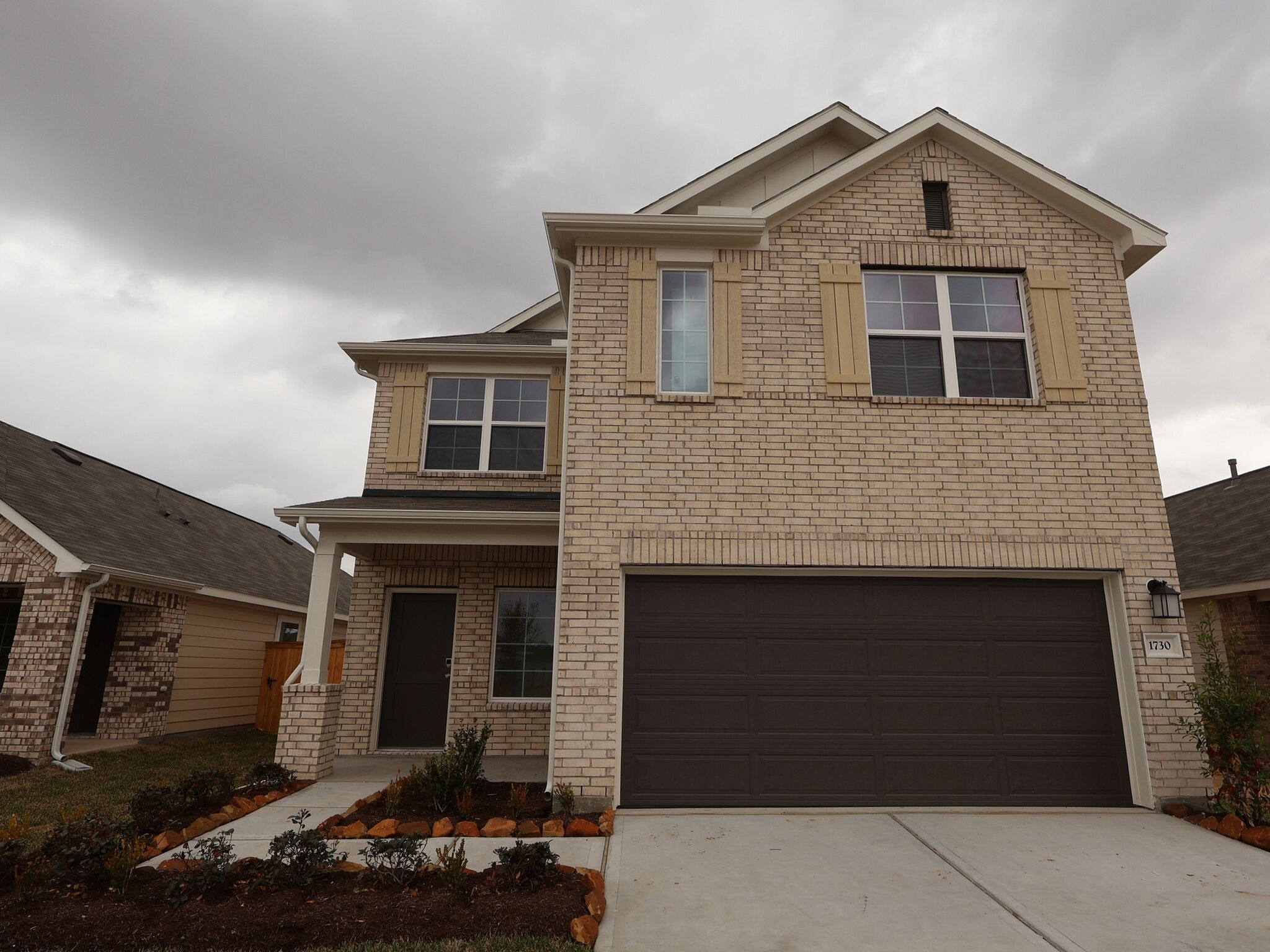 1730 Green Warbler Lane