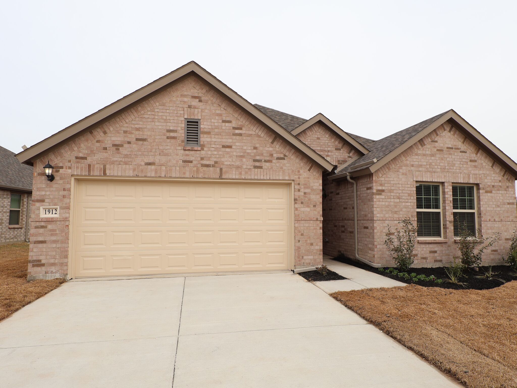 Pizarro - Valleybrooke: Mesquite, Texas - M/I Homes