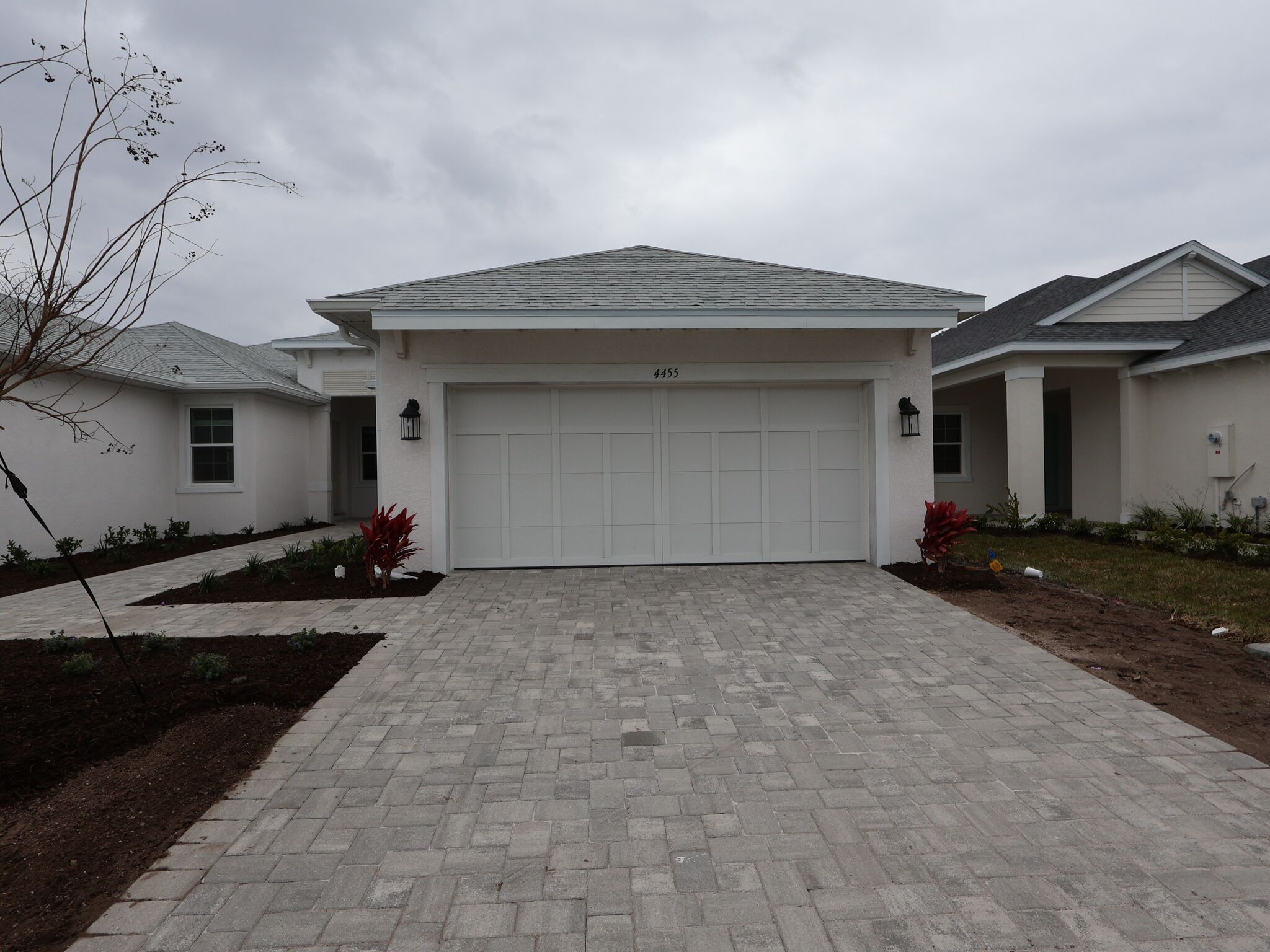 4455 Sunset Garden Street (Ruby)