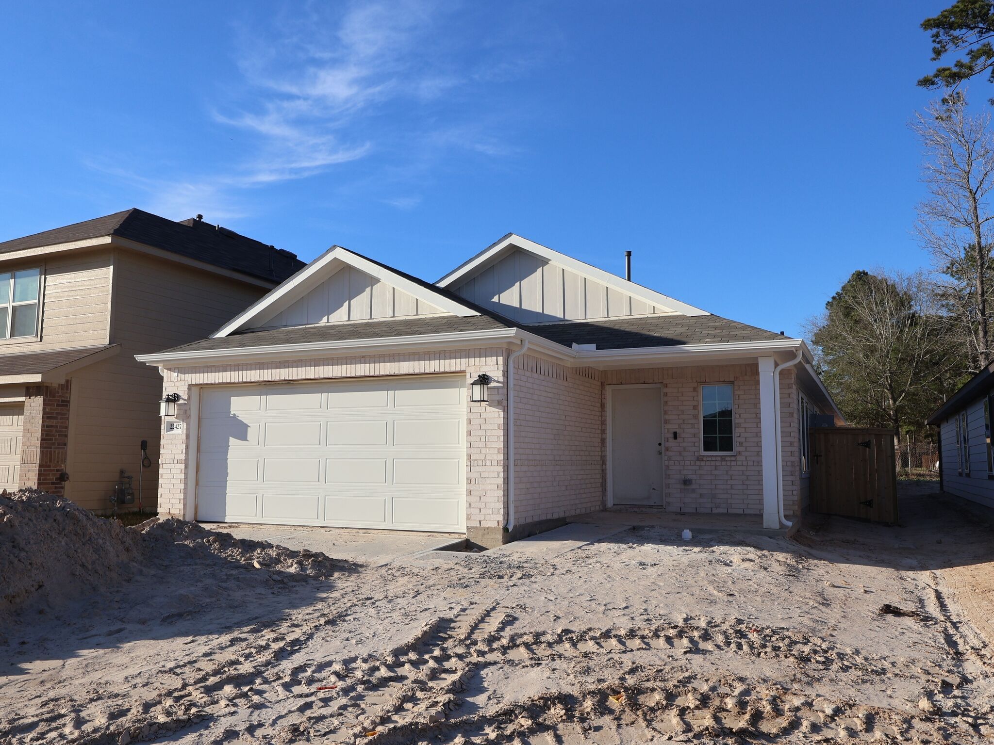 22427 Douglas Court (Boxwood)