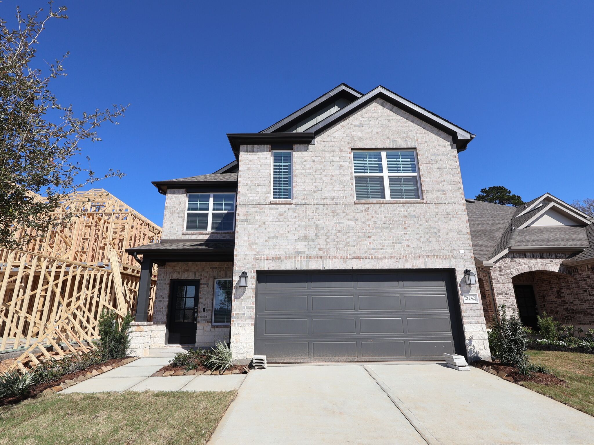 Larkspur - Sorella: Tomball, Texas - M/I Homes