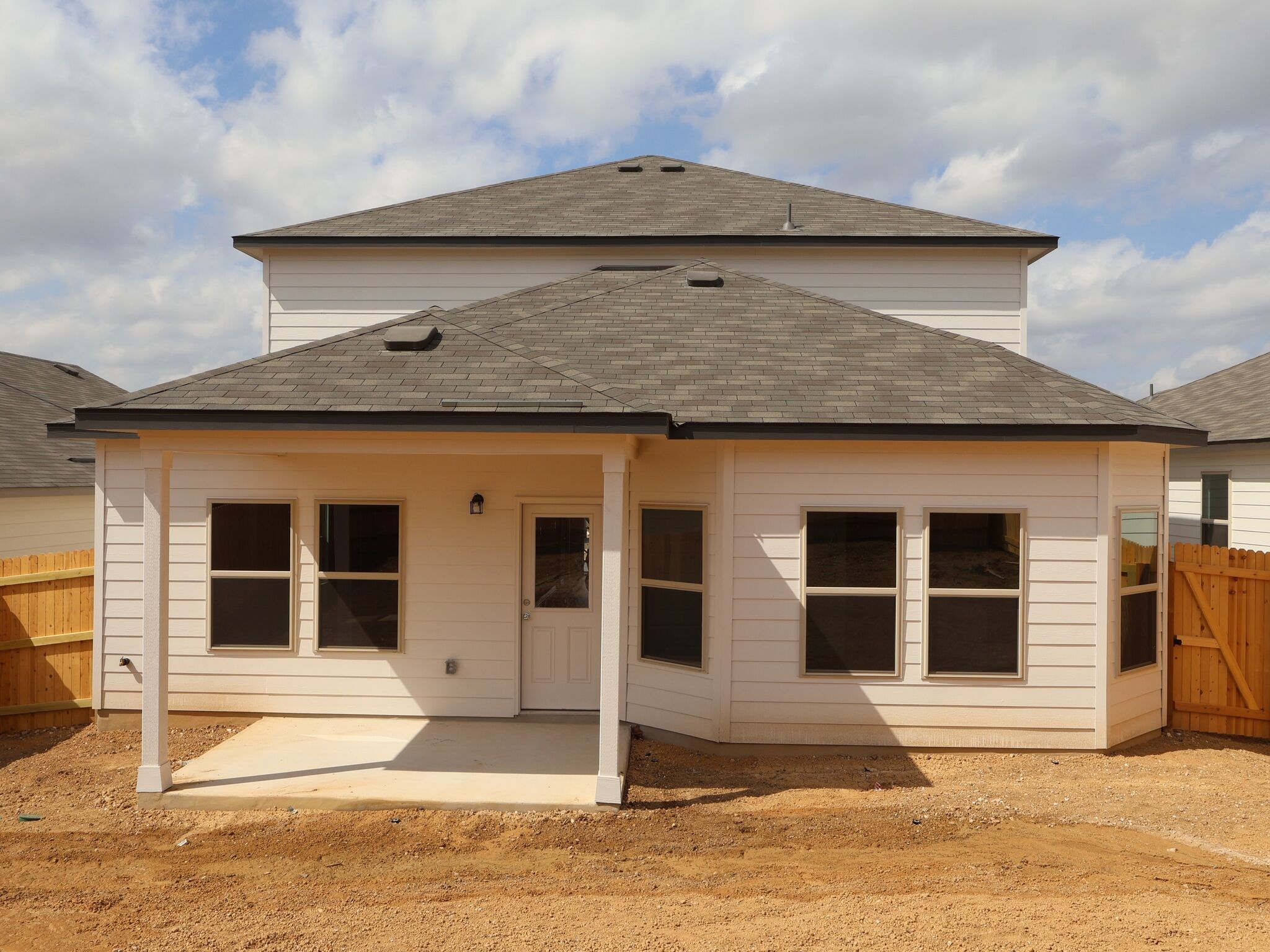 6248 Persimmon Lake (Armstrong) Imagen