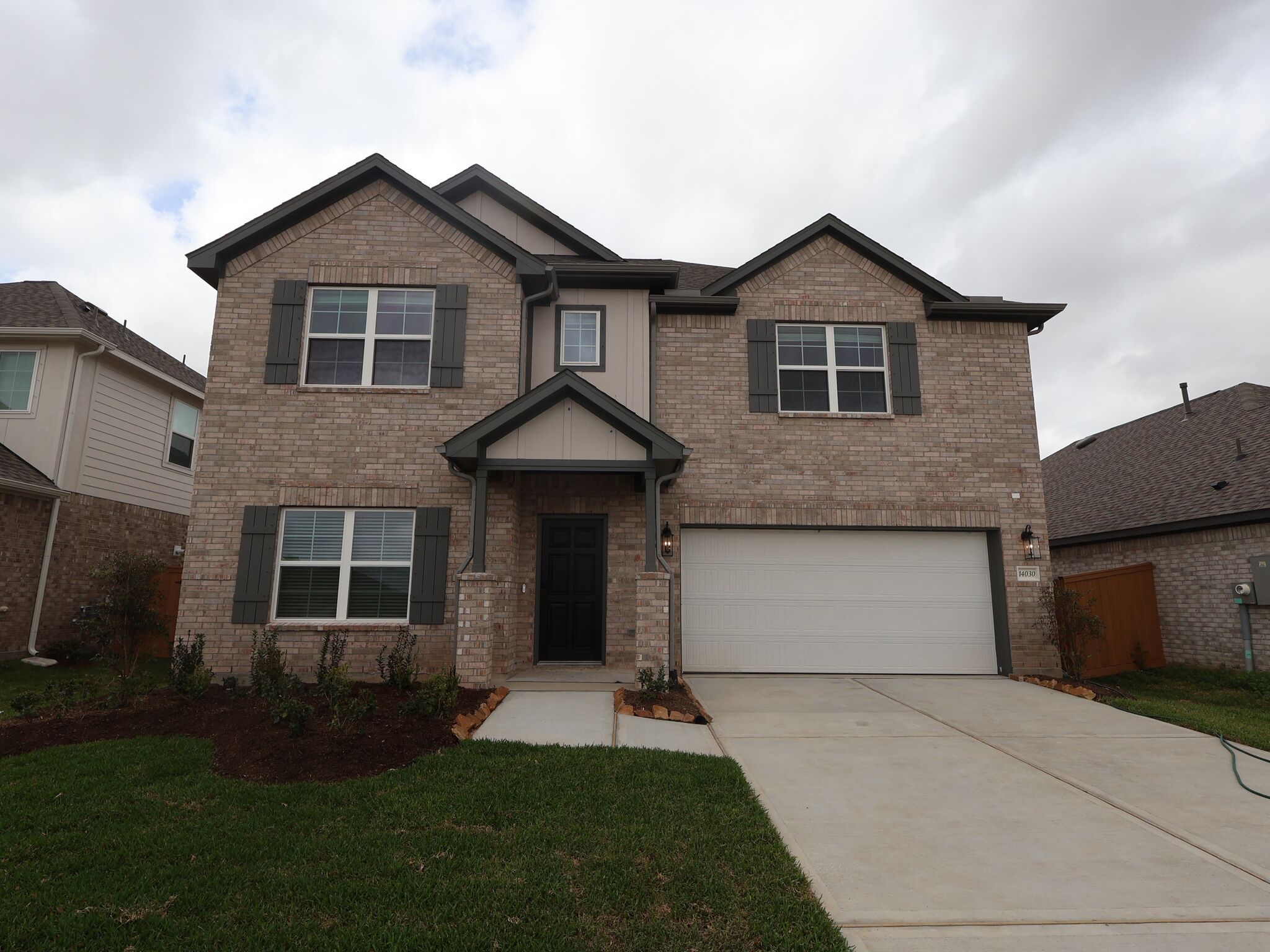 Columbus - Lago Mar: Santa Fe, Texas - M/I Homes