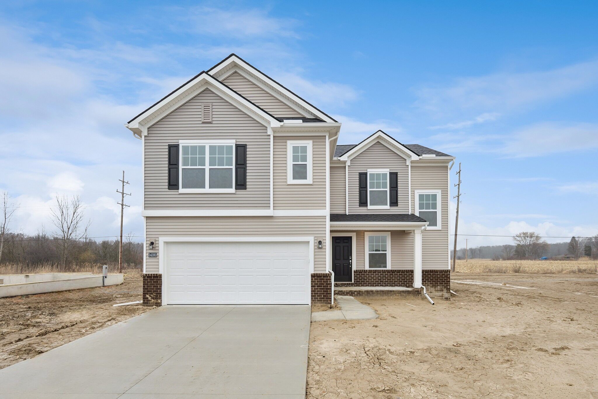 Sawyer - Creekside Park: Chesterfield, Michigan - M/I Homes