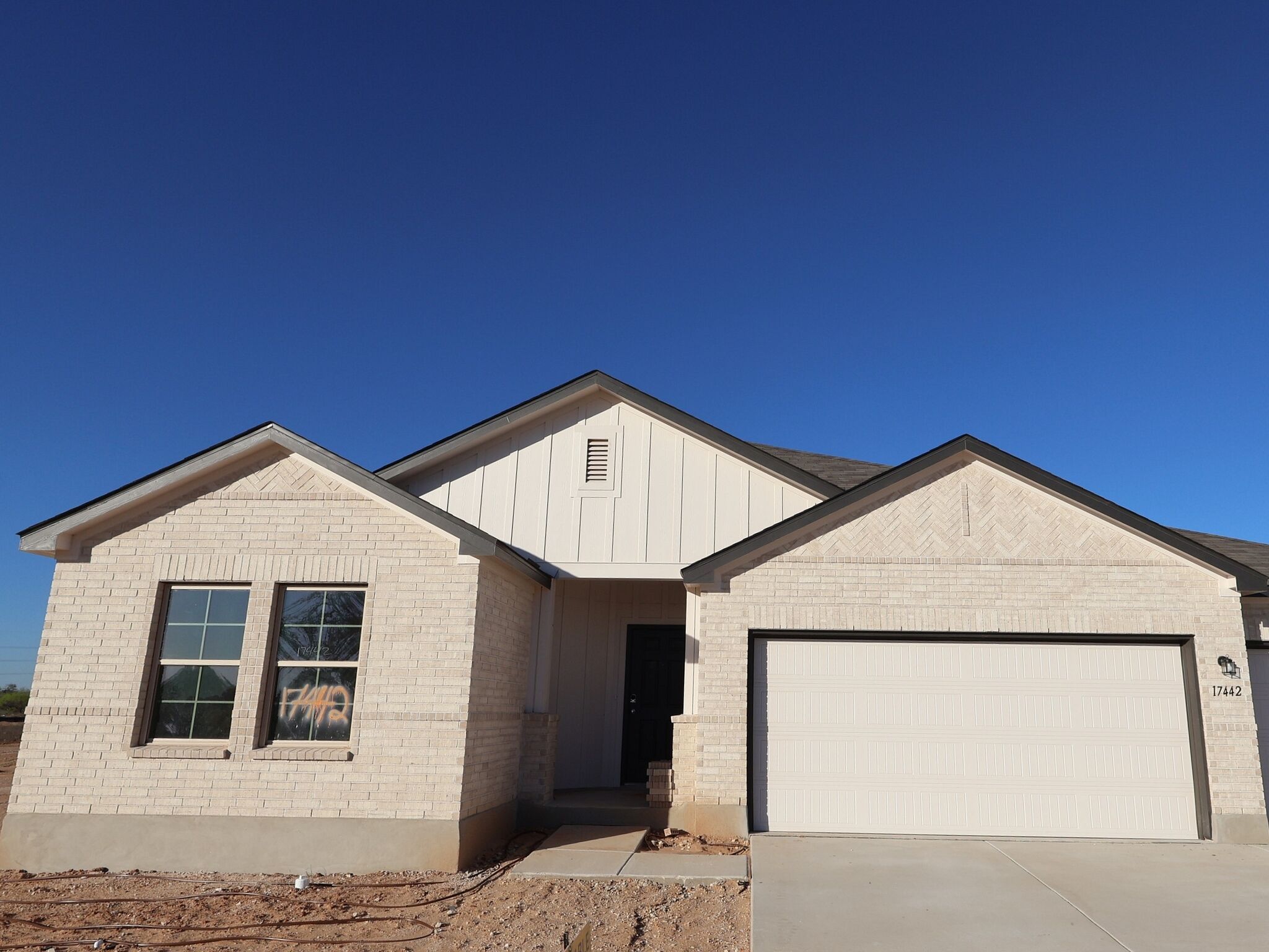 Ellsworth - Hickory Ridge: Elmendorf, Texas - M/I Homes