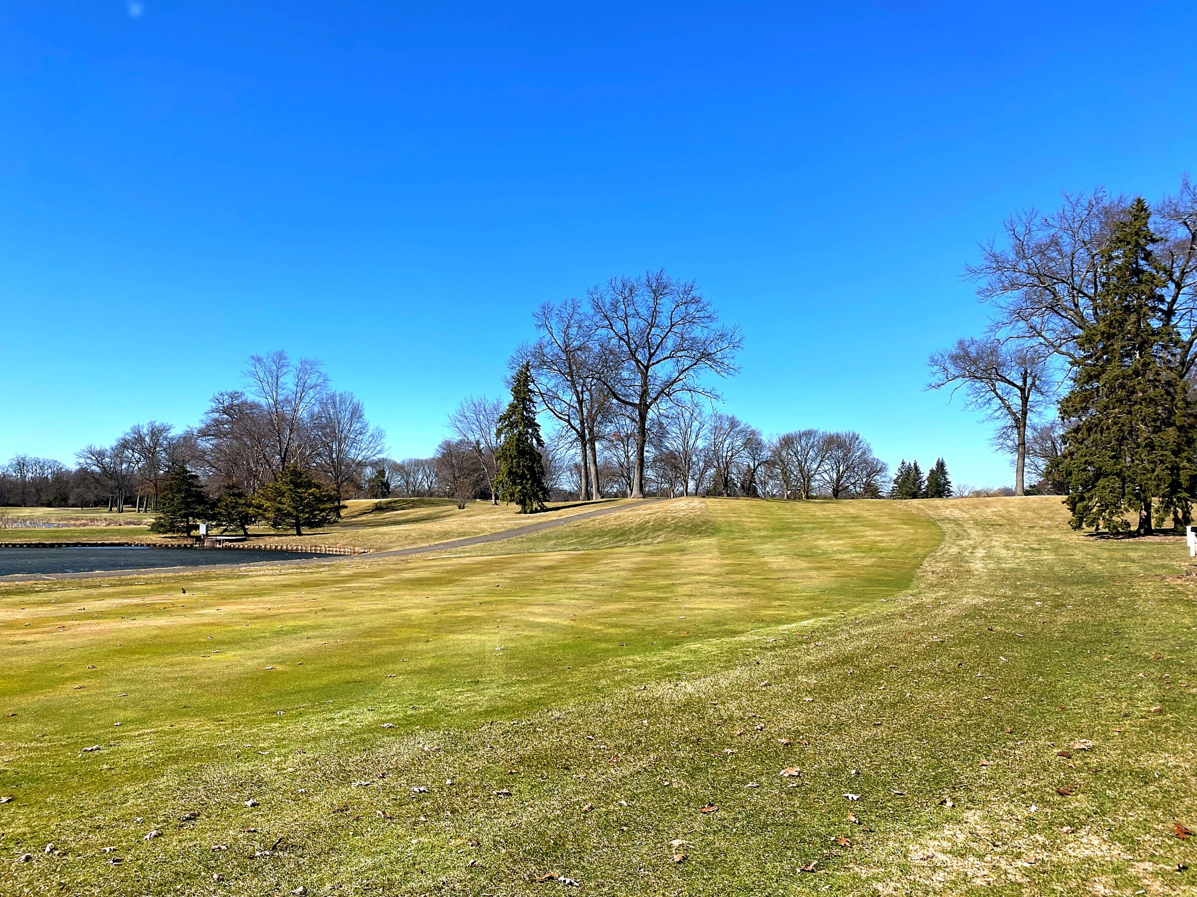 Bay Pointe Golf Club