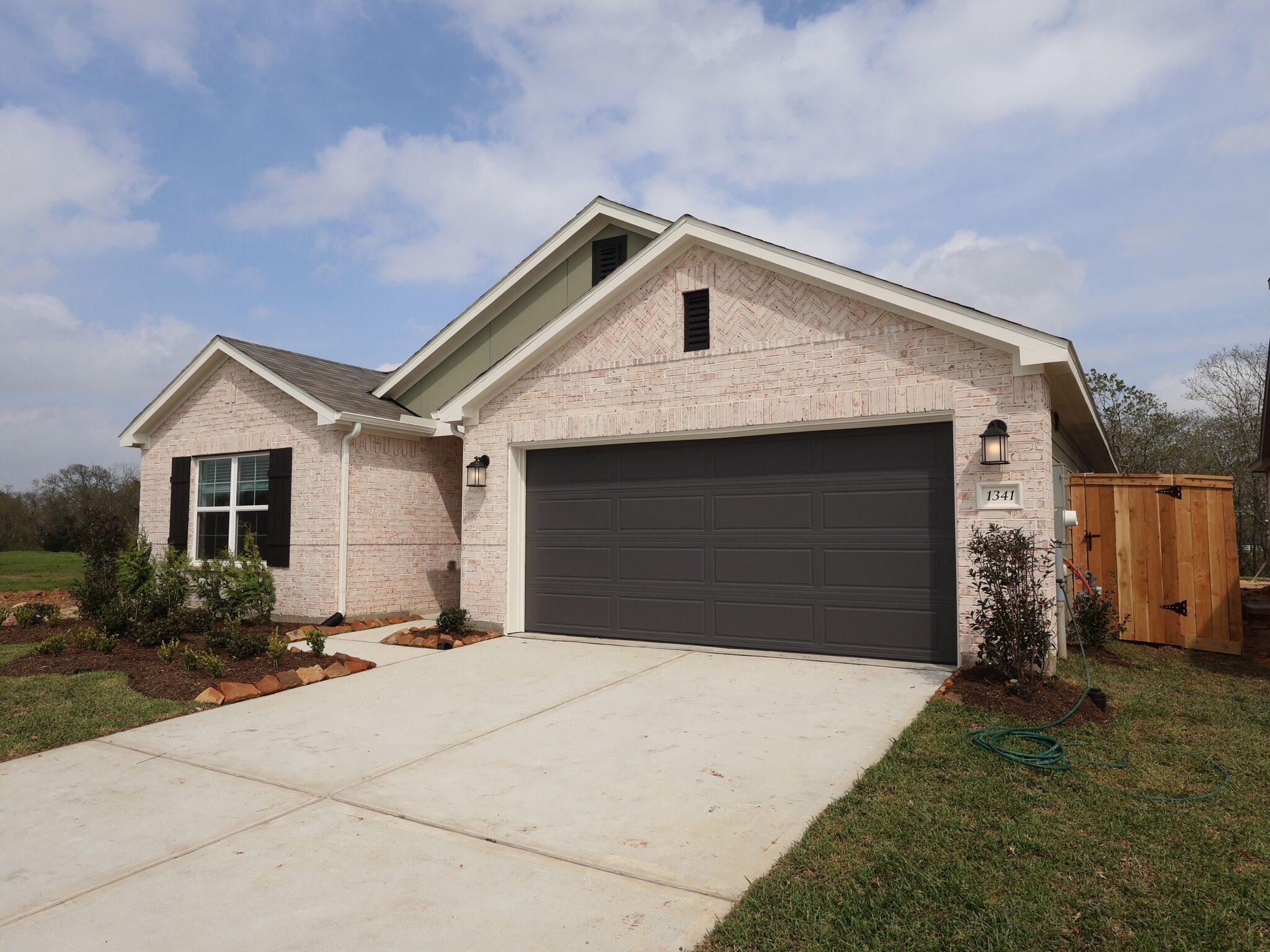 Moscoso - Ambrose: La Marque, Texas - M/I Homes