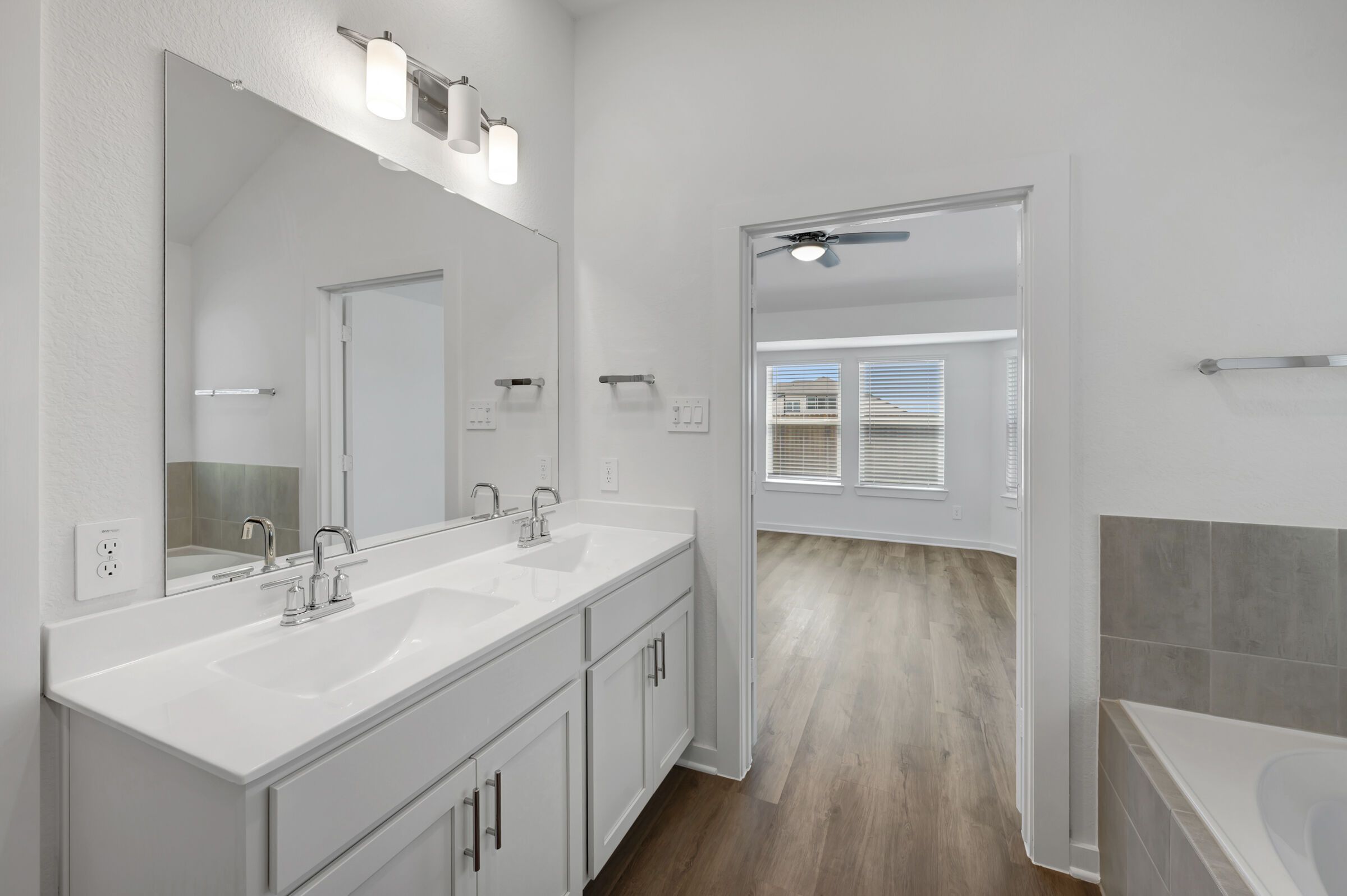 Owner's Bathroom