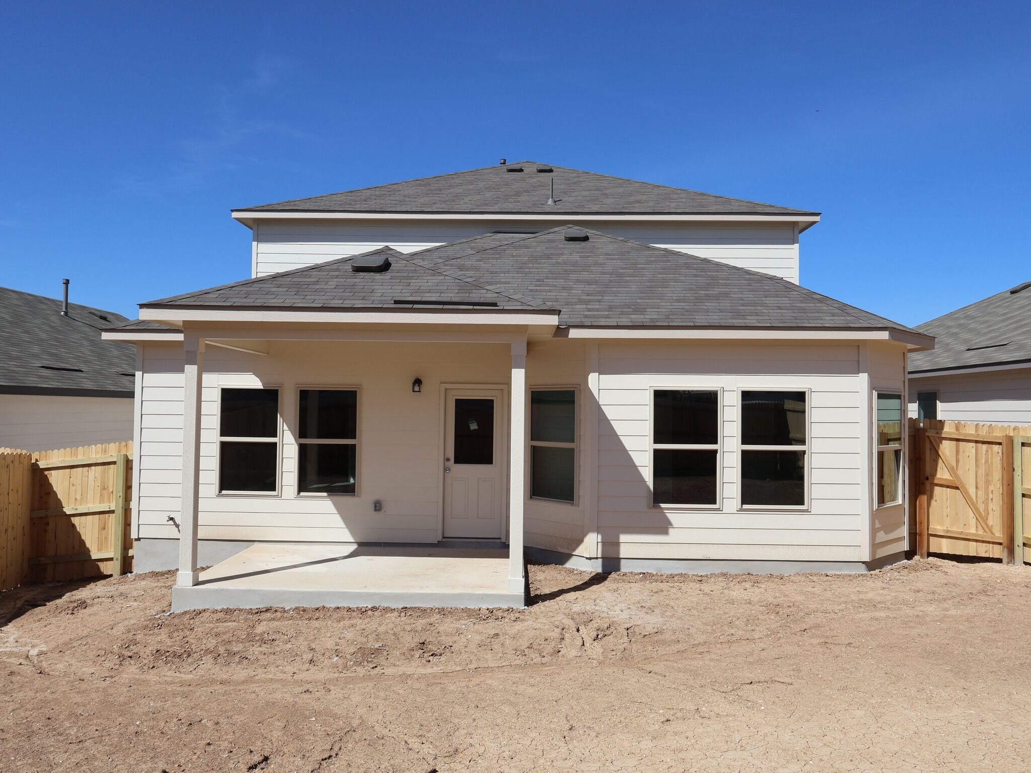 6212 Medina Oasis