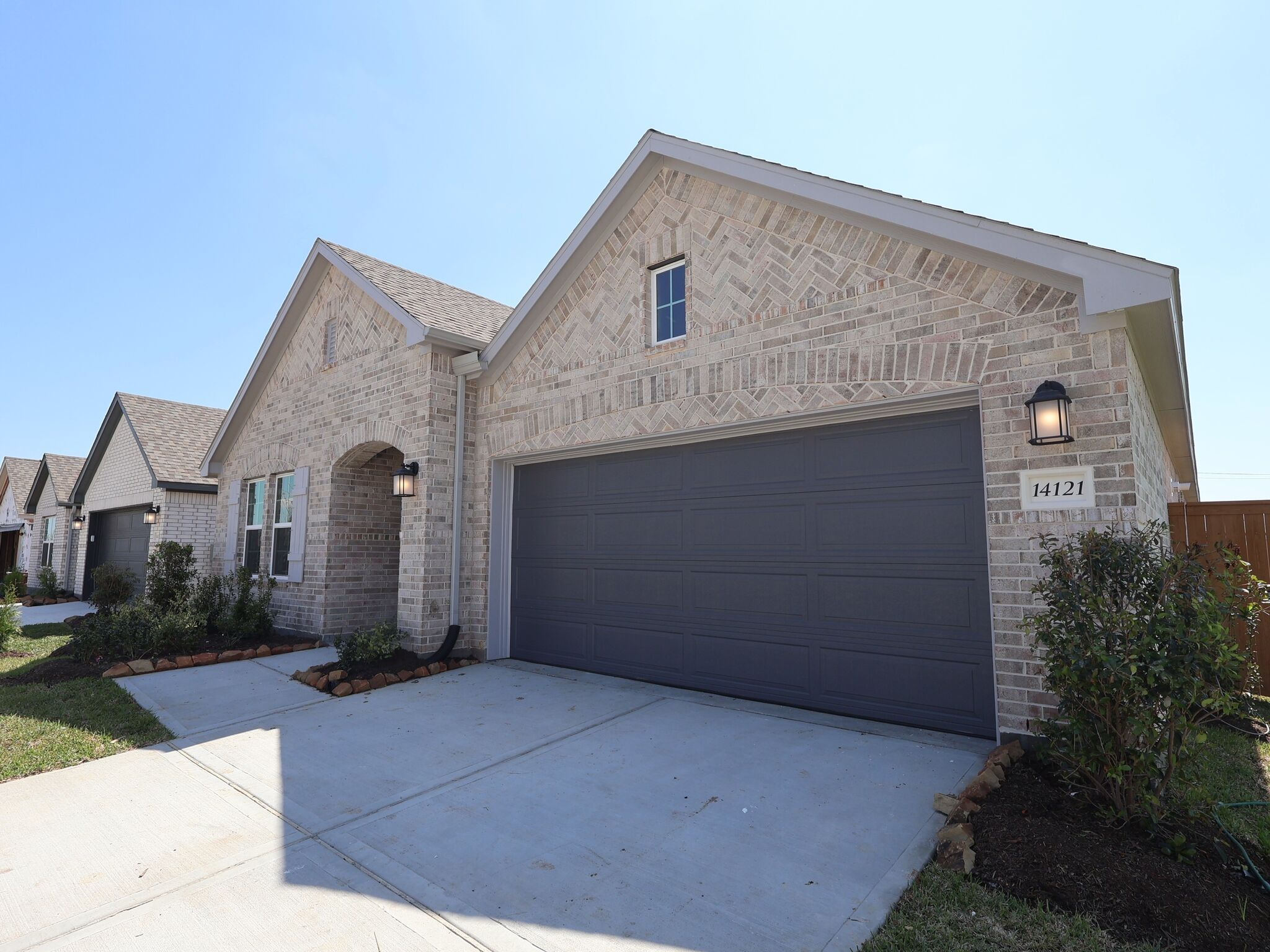 Esparanza - Lago Mar: Santa Fe, Texas - M/I Homes