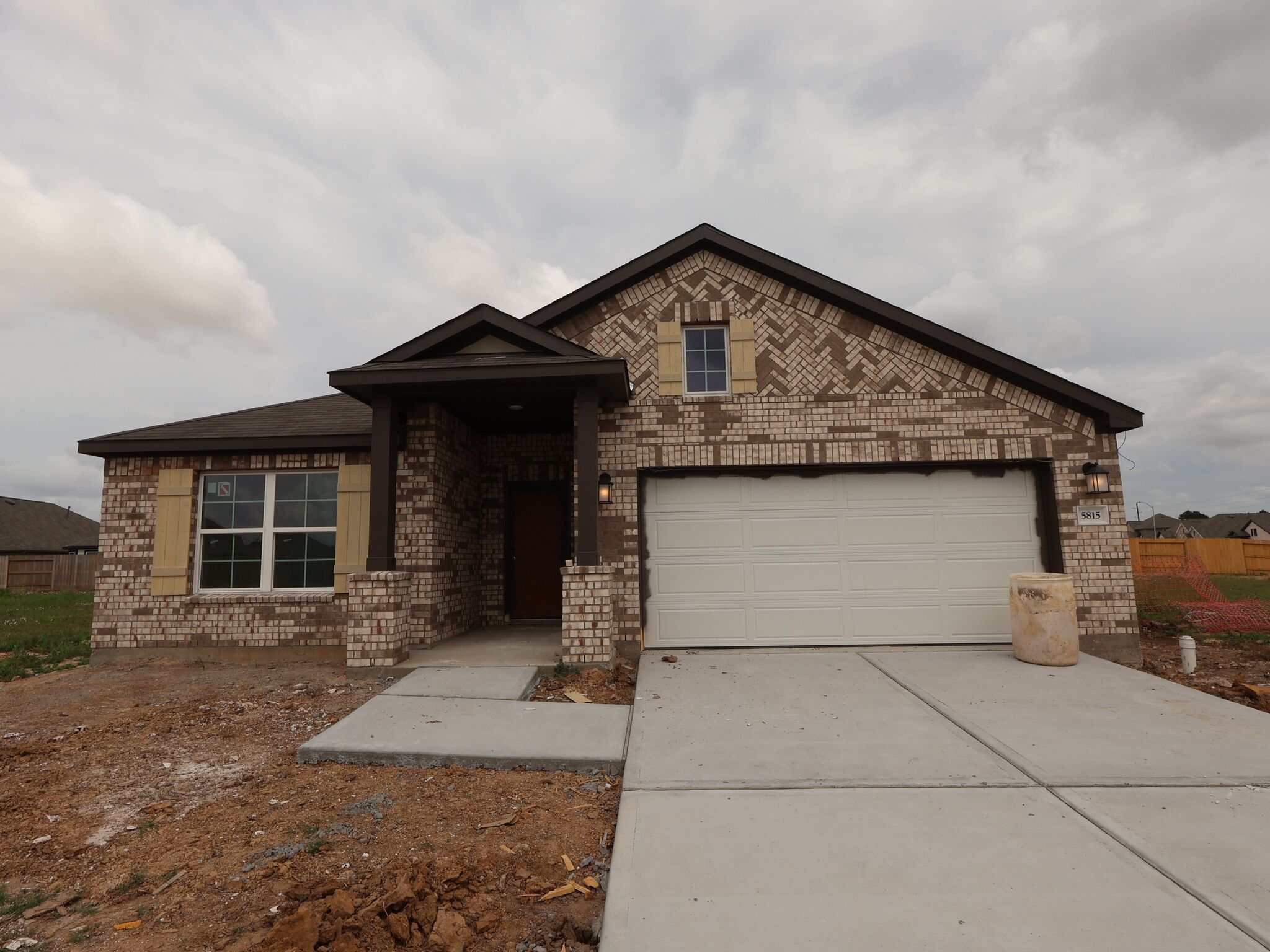 5815 Blazing Light Lane