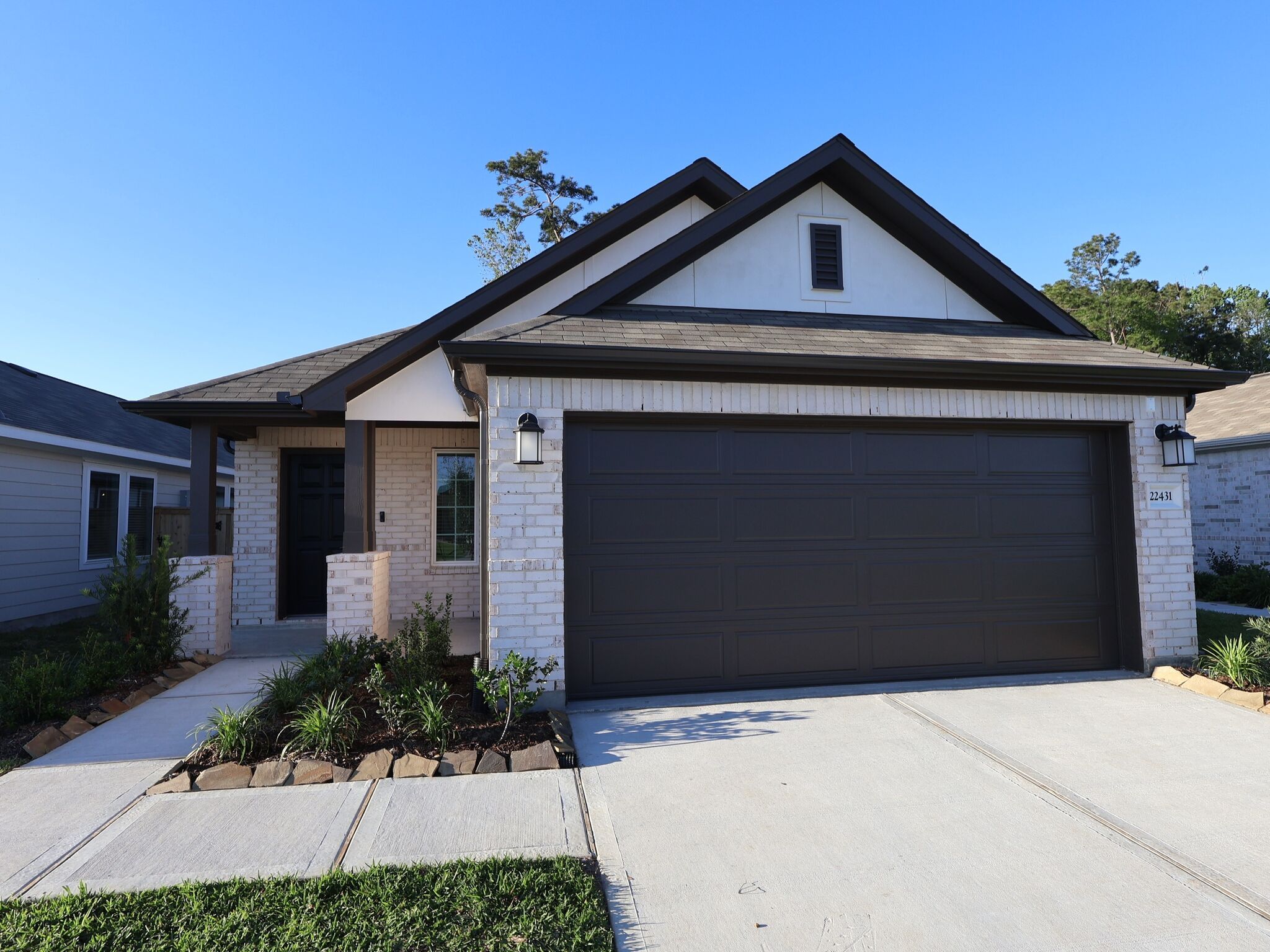 22431 Douglas Court (Magnolia)