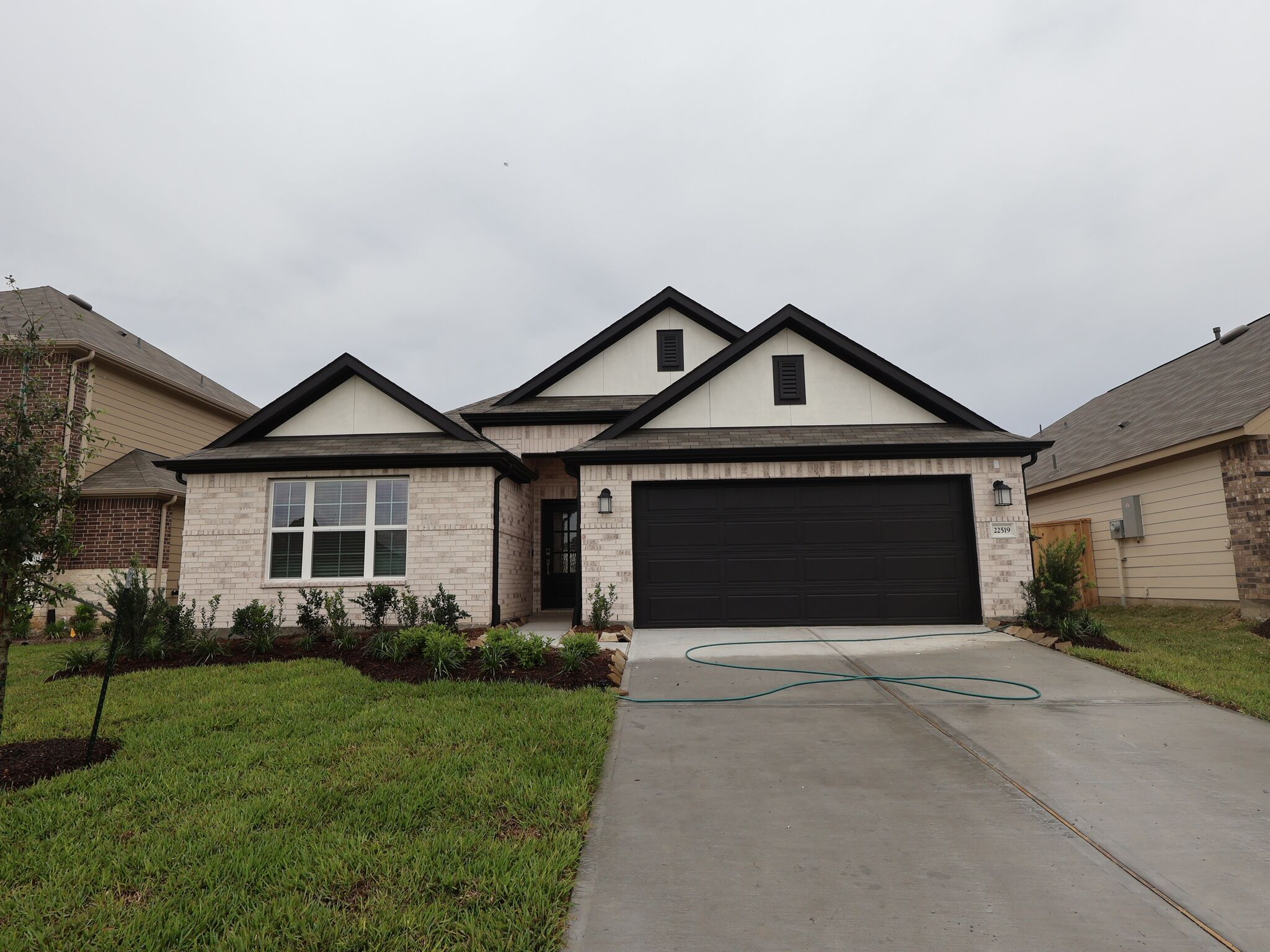Pizarro - Pinewood At Grand Texas: New Caney, Texas - M/I Homes
