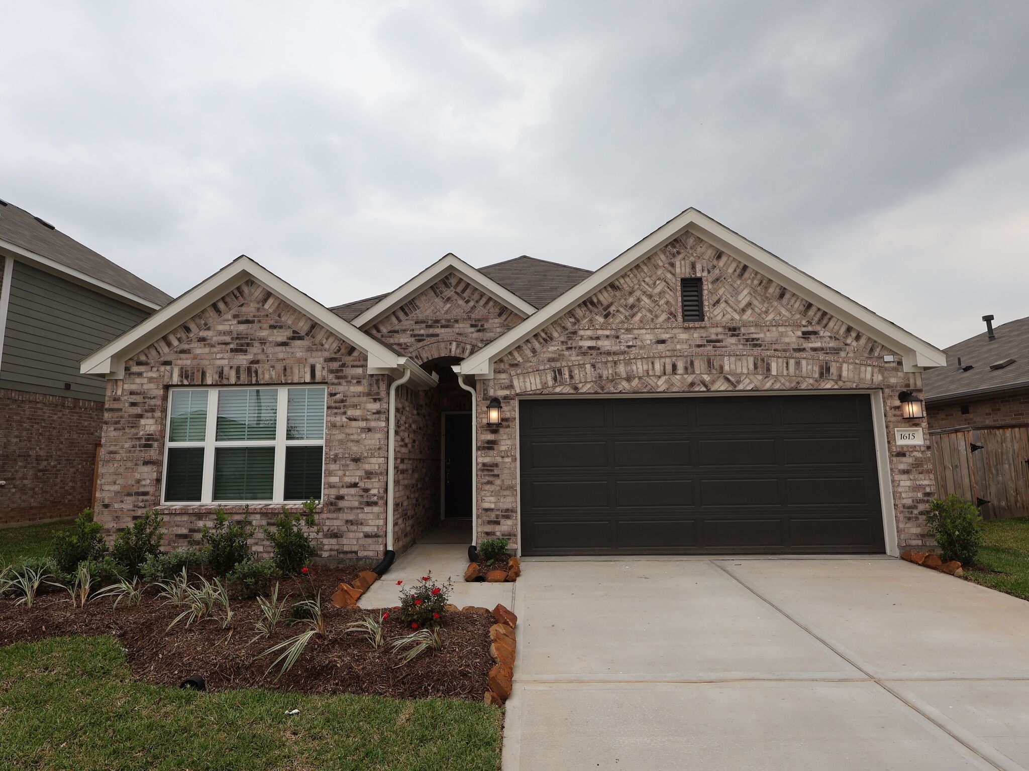 Freestone - Miller's Pond: Rosenberg, Texas - M/I Homes