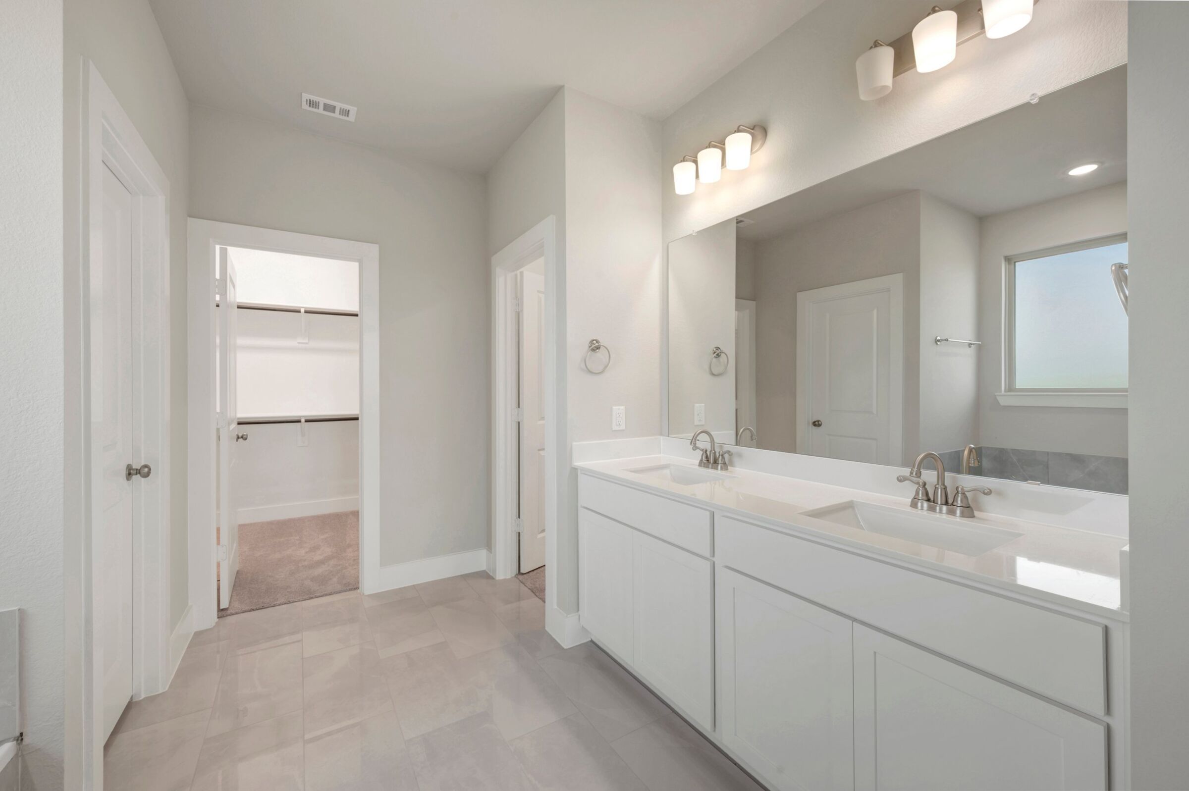 Owner's Bathroom