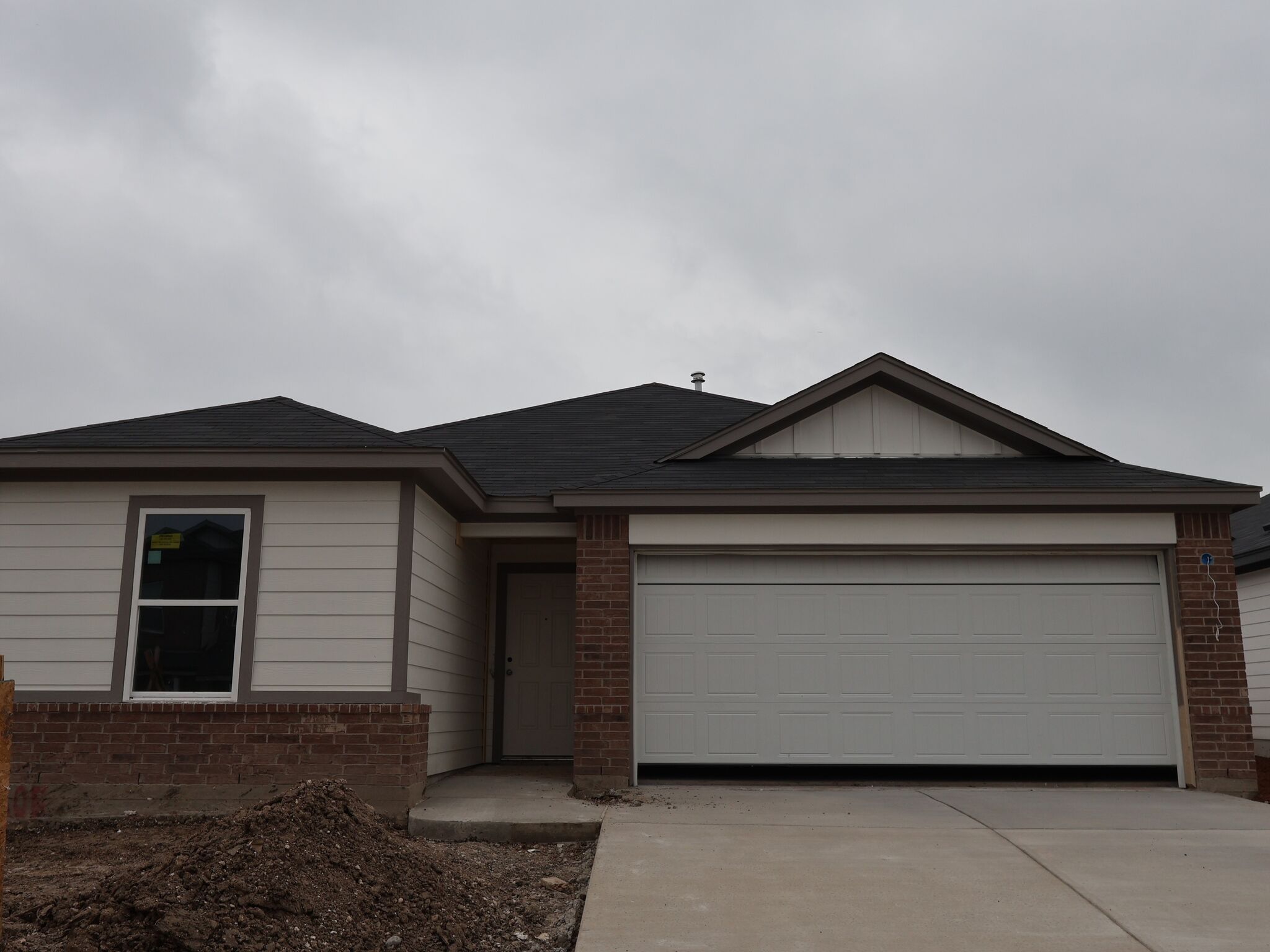 Dawson I - Marble Creek Crossing: Austin, Texas - M/I Homes