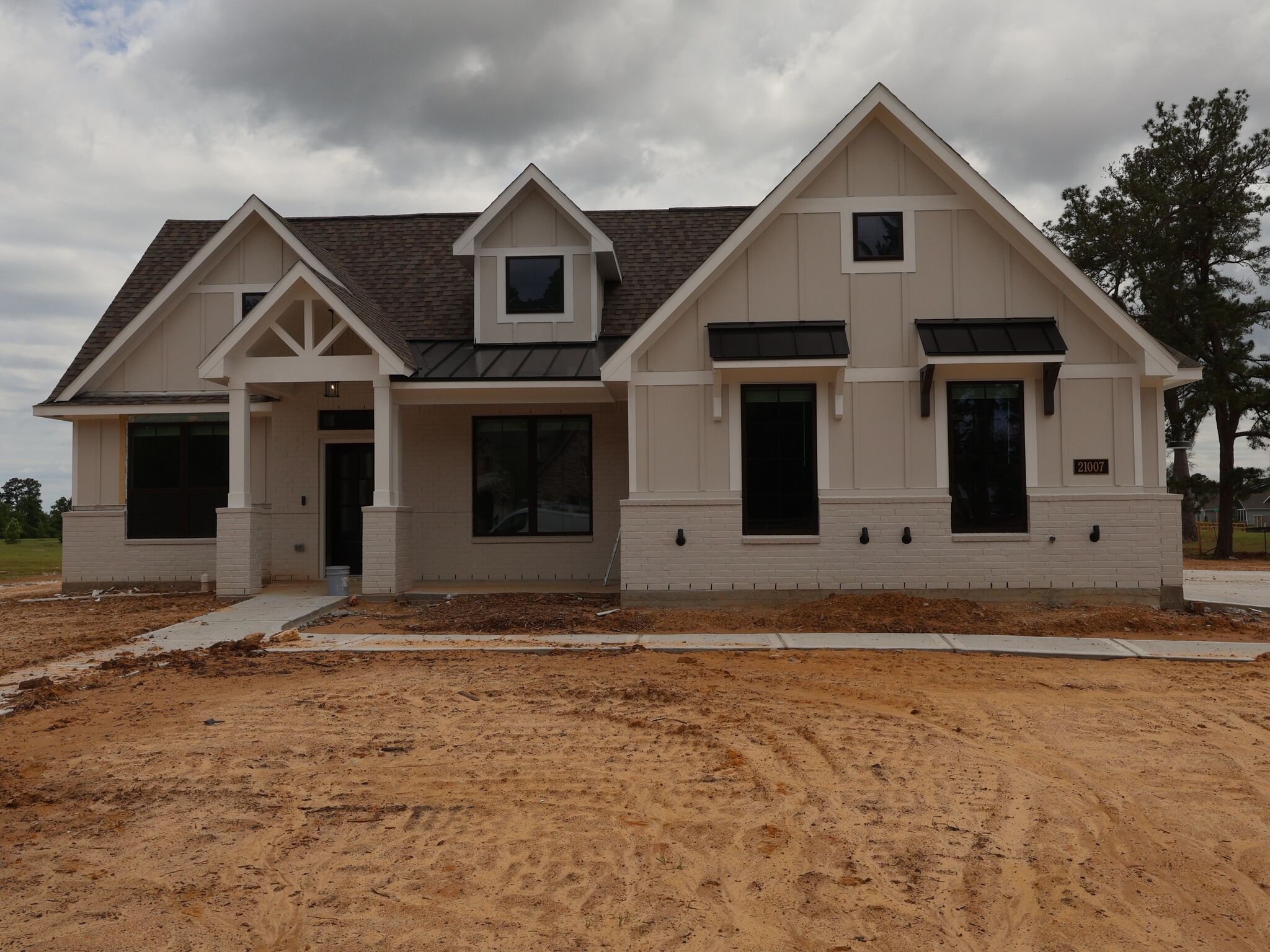 21007 Red Arbutus Court (Angelina)