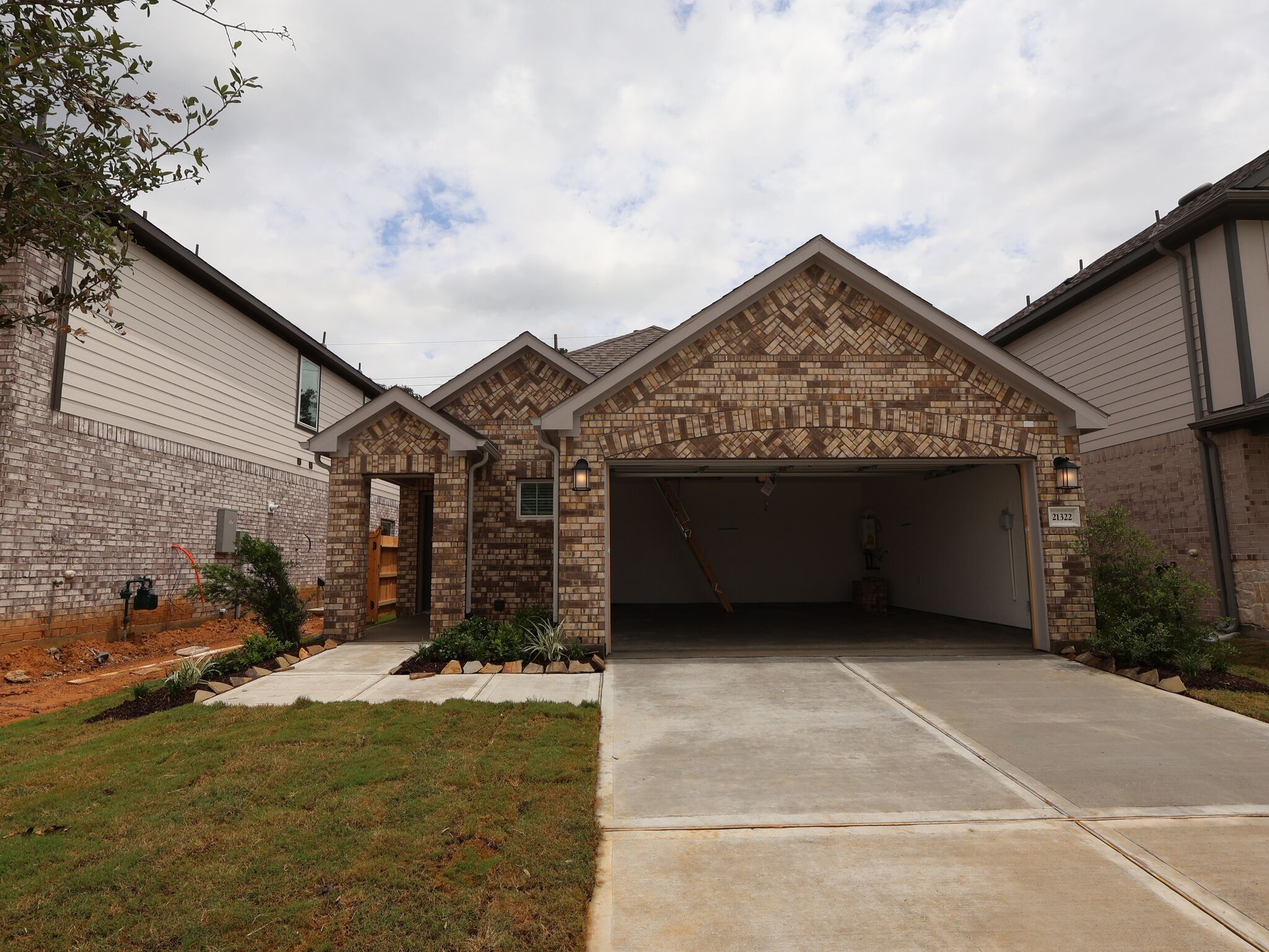 Aster - Sorella: Tomball, Texas - M/I Homes