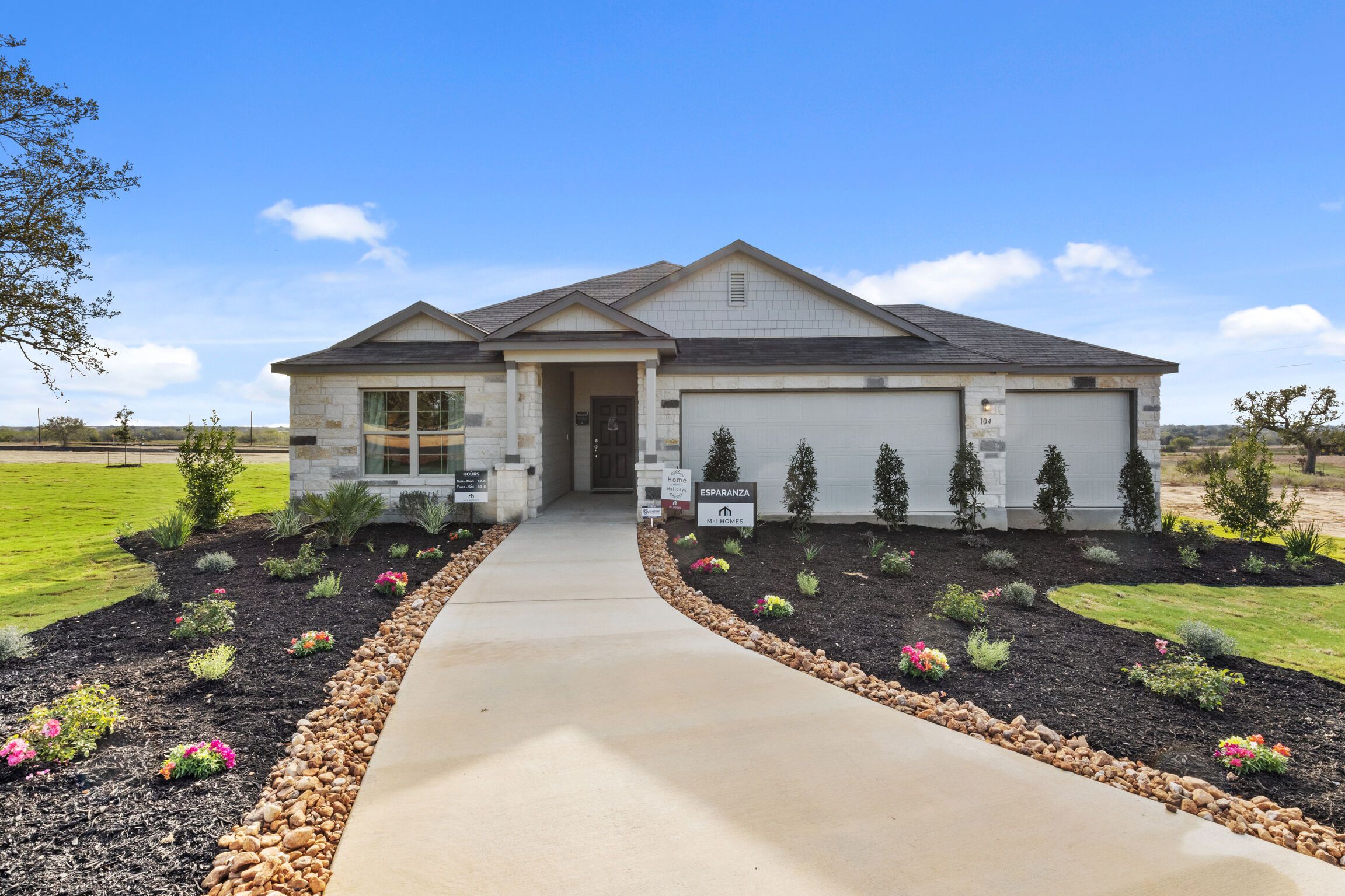 Esparanza - Chaparral Ranch: Floresville, Texas - M/I Homes
