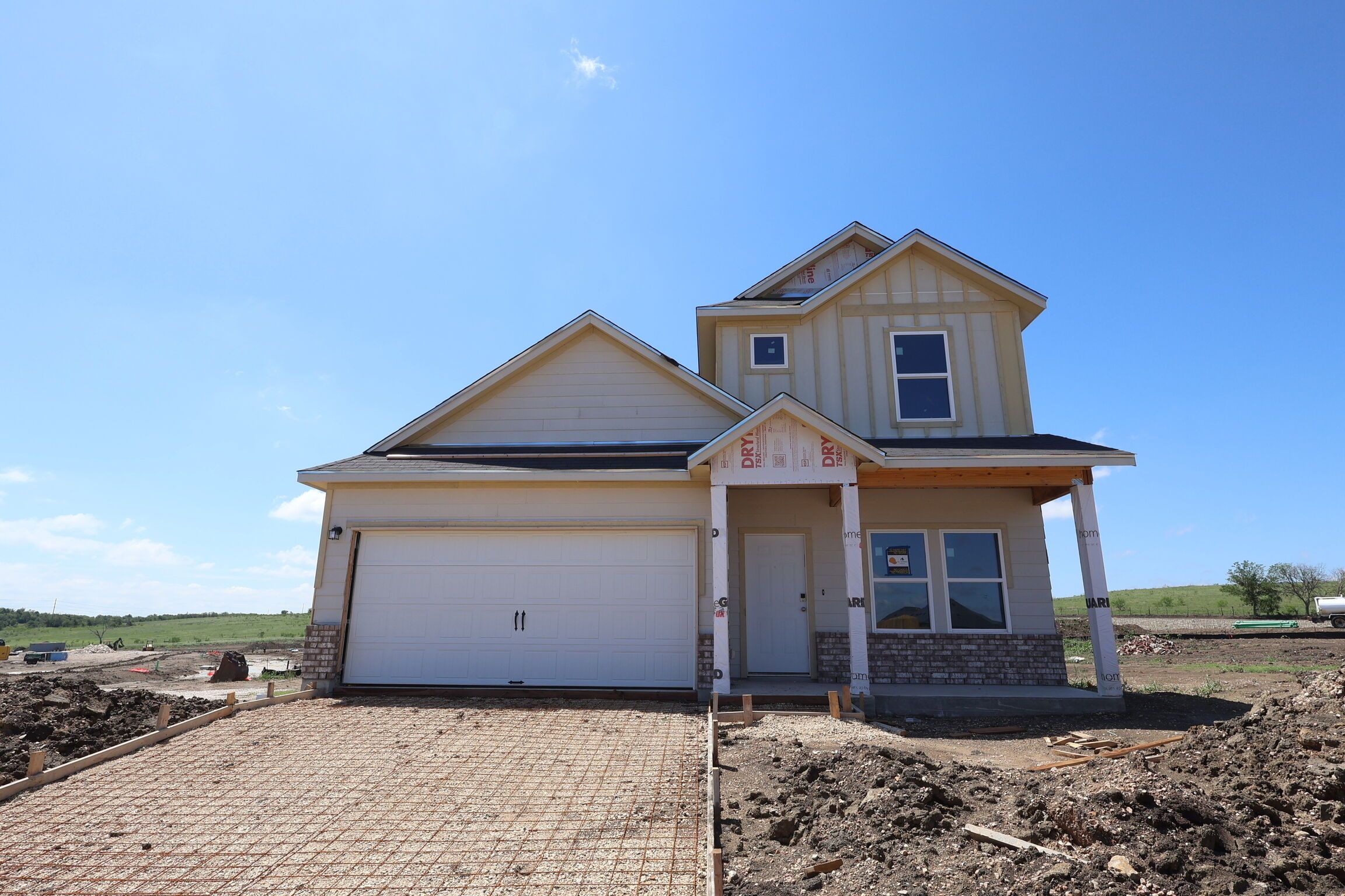 Falcon - Cascades At Onion Creek: Austin, Texas - M/I Homes