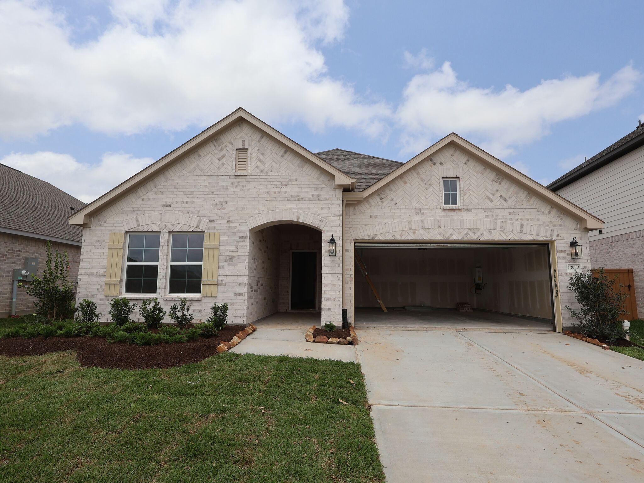 13922 Baikal Manor Drive (Esparanza)